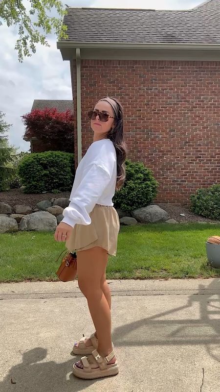 OTTD! 

Wearing a medium in the cropped sweatshirt 
Wearing a small in the romper 

Summer outfit 
Summer style 
Summer finds 
Amazon finds 

#LTKStyleTip #LTKTravel #LTKFindsUnder50