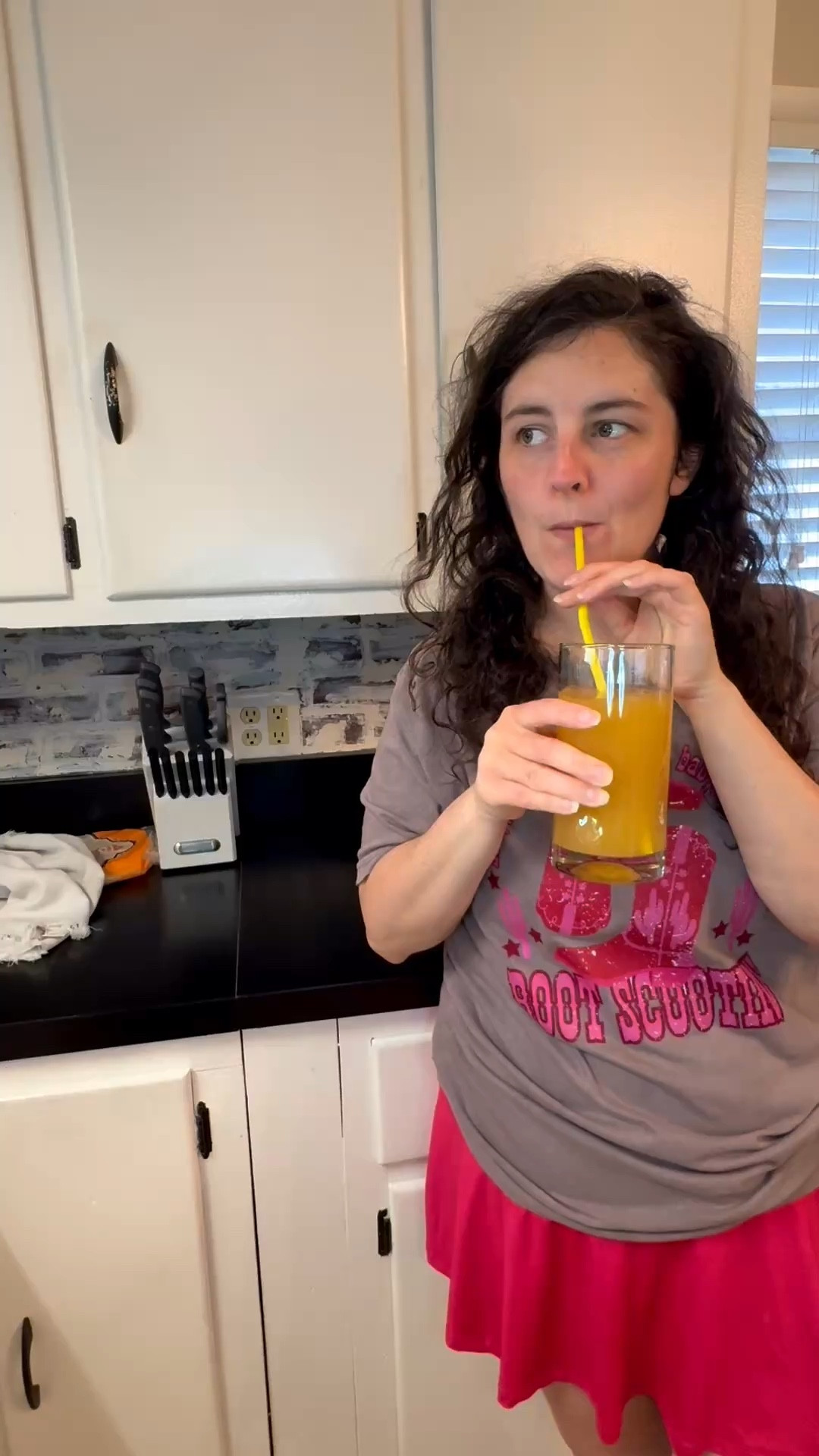 When you’re craving a tropical drink in the middle of normal everyday life, Taste Salud is a must! Their new Apple drop is a sweet taste of Summer. 

#LTKfoodie #LTKselfcare #LTKSeasonal