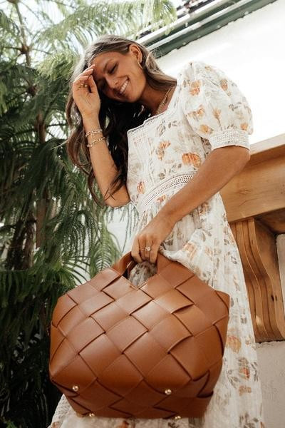 Leigh Woven Bag in Cognac | Böhme US