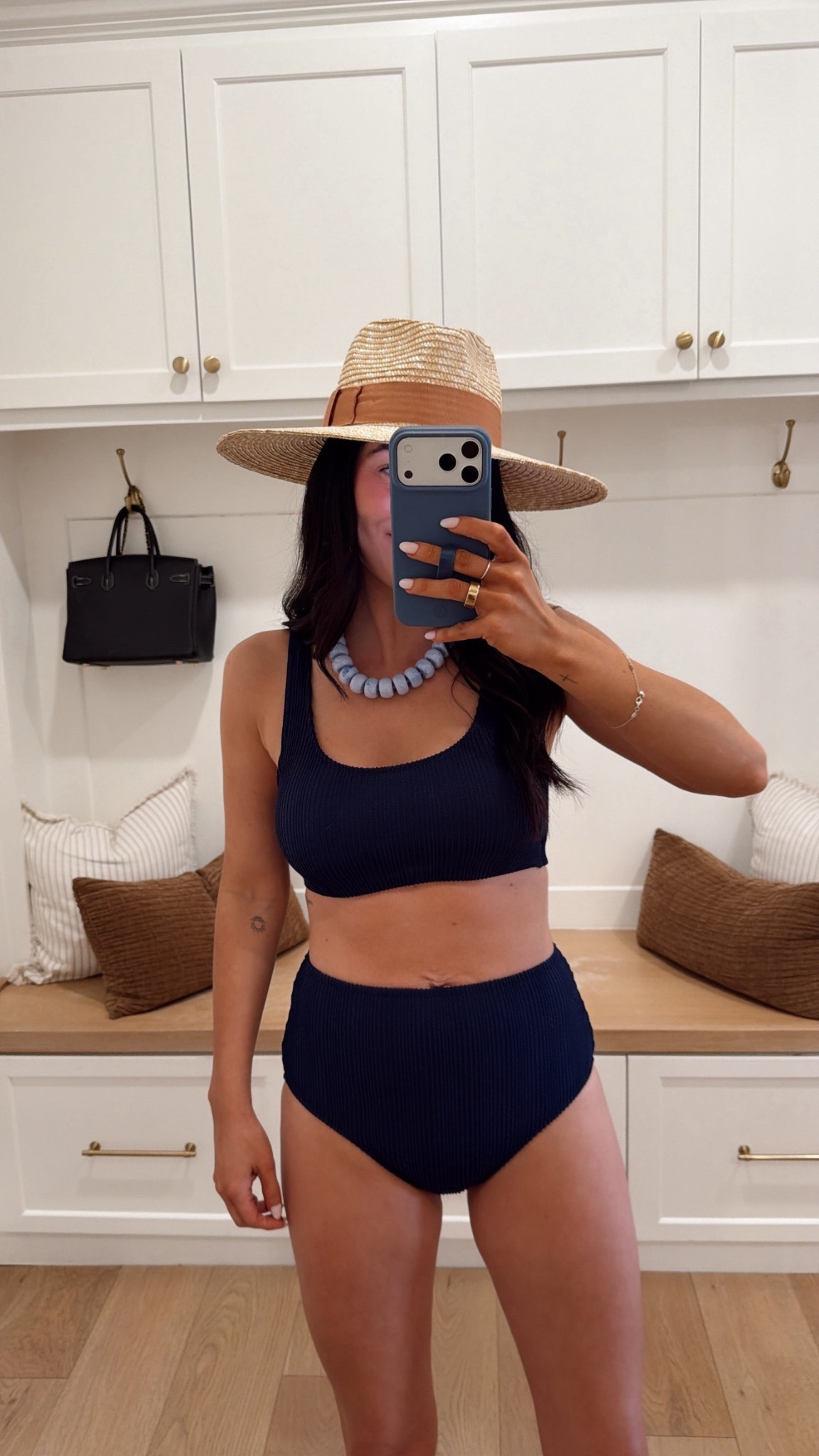 I am in a size medium! This is a really phenomenal bathing suit! Feels like identical to $270 one!!!