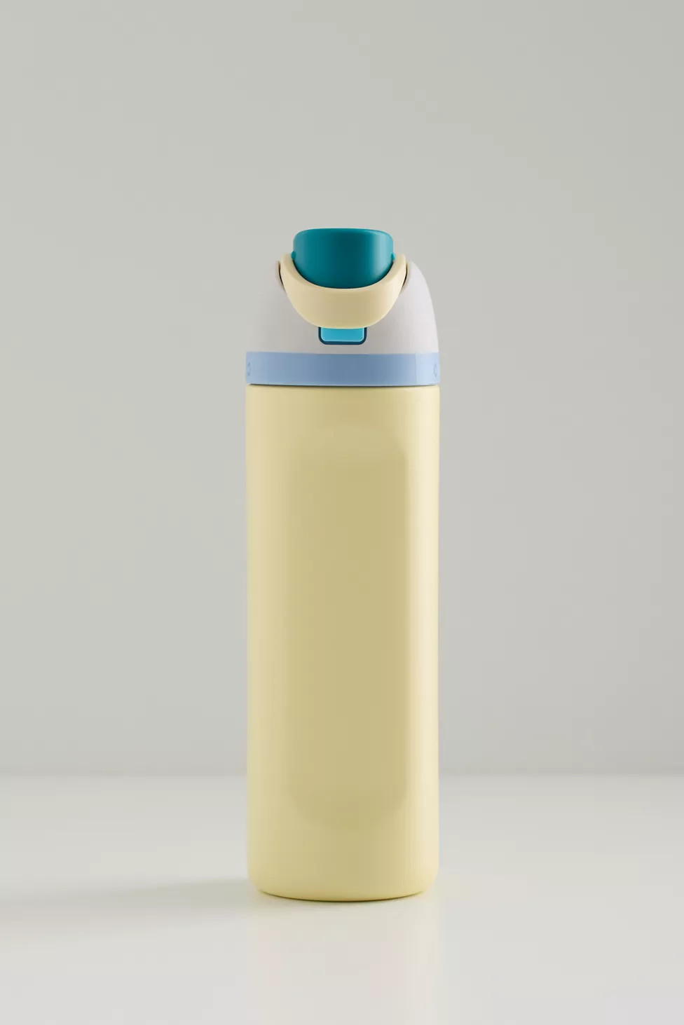 Owala FreeSip 24 oz Water Bottle | Urban Outfitters (US and RoW)