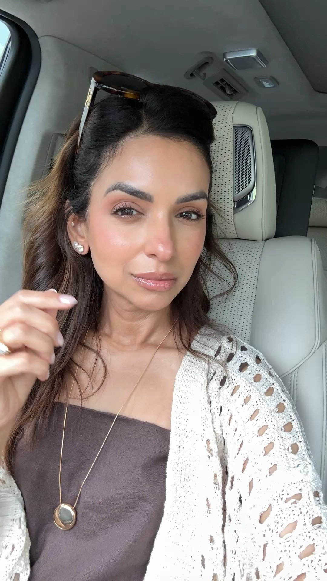 Today's makeup for those asking! This skin tint will be the perfect lightweight option for this season and gives your skin such a gorgeous glow!  

#LTKootd #LTKBeauty #LTKgrwm