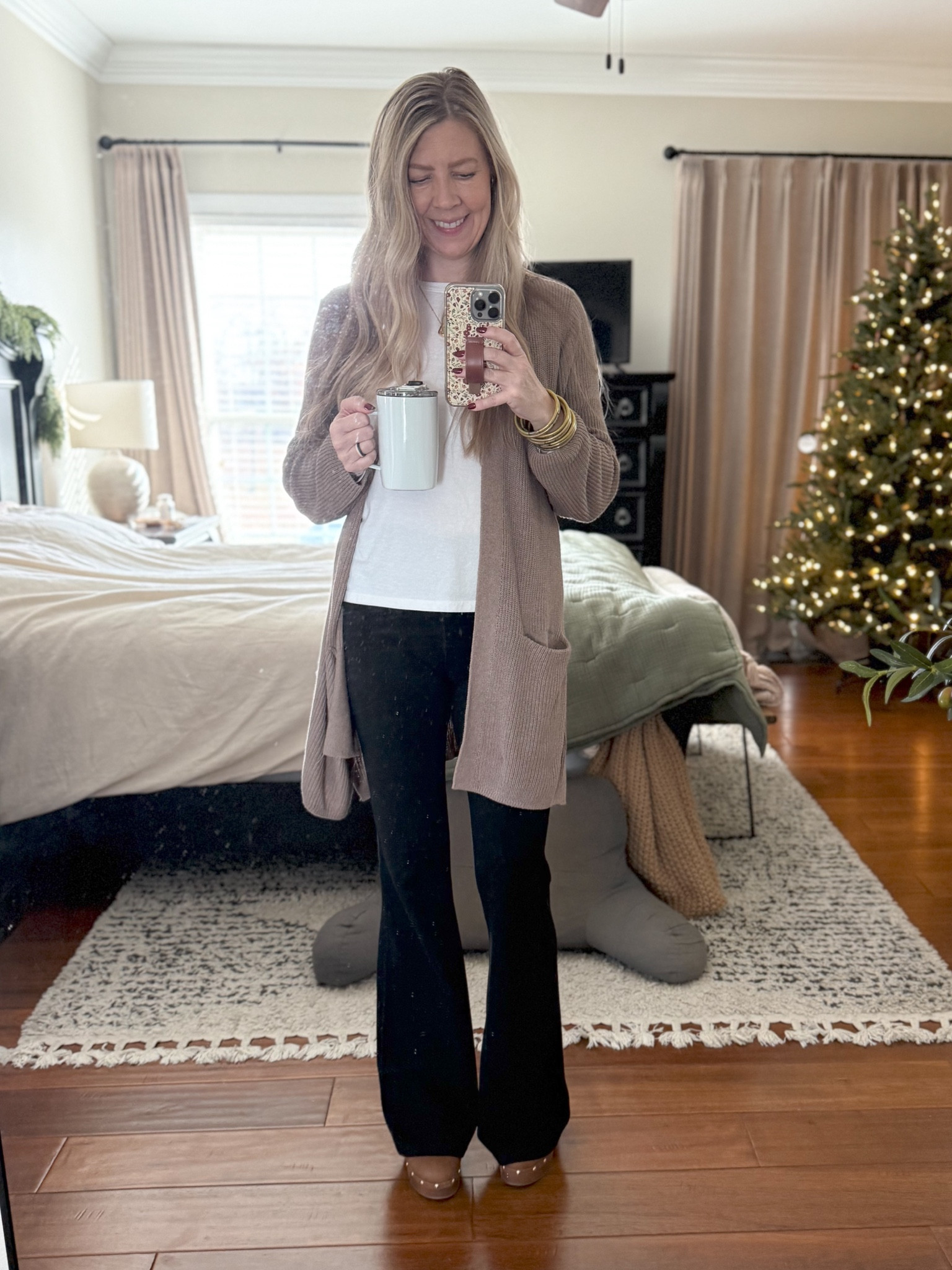 Happy Sunday! A day full of church, groceries and basketball practice! 🏀

Loving this cardigan from Old Navy and my new Cushionaire clogs from Amazon! 

#LTKSaleAlert #LTKShoeCrush #LTKSeasonal