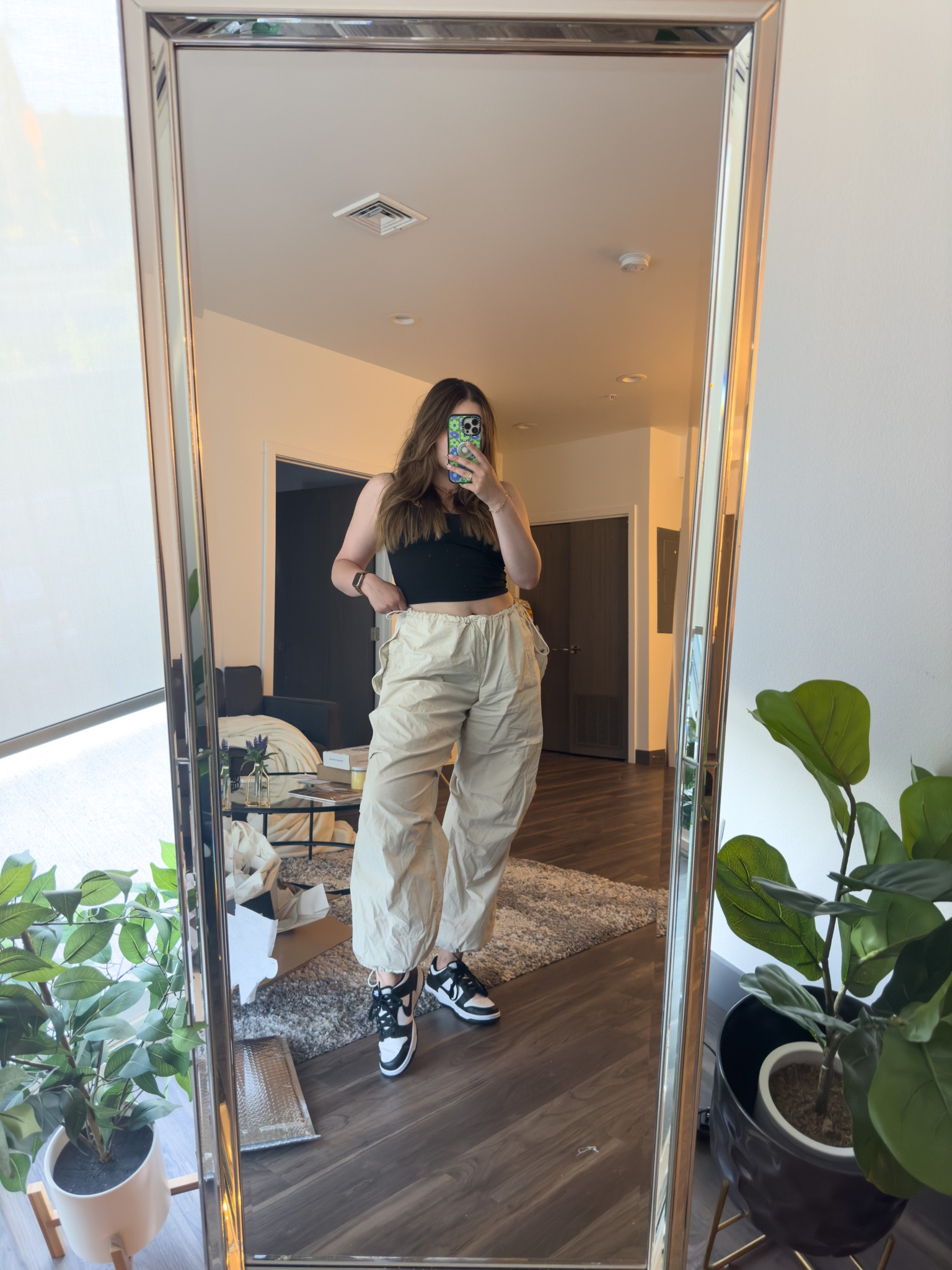 Casual going out outfit idea! Featuring the best cargo pants and tank!

I’m wearing a M tank, size L pants and size 9 sneakers 

#LTKstyletip #LTKunder100 #LTKshoecrush