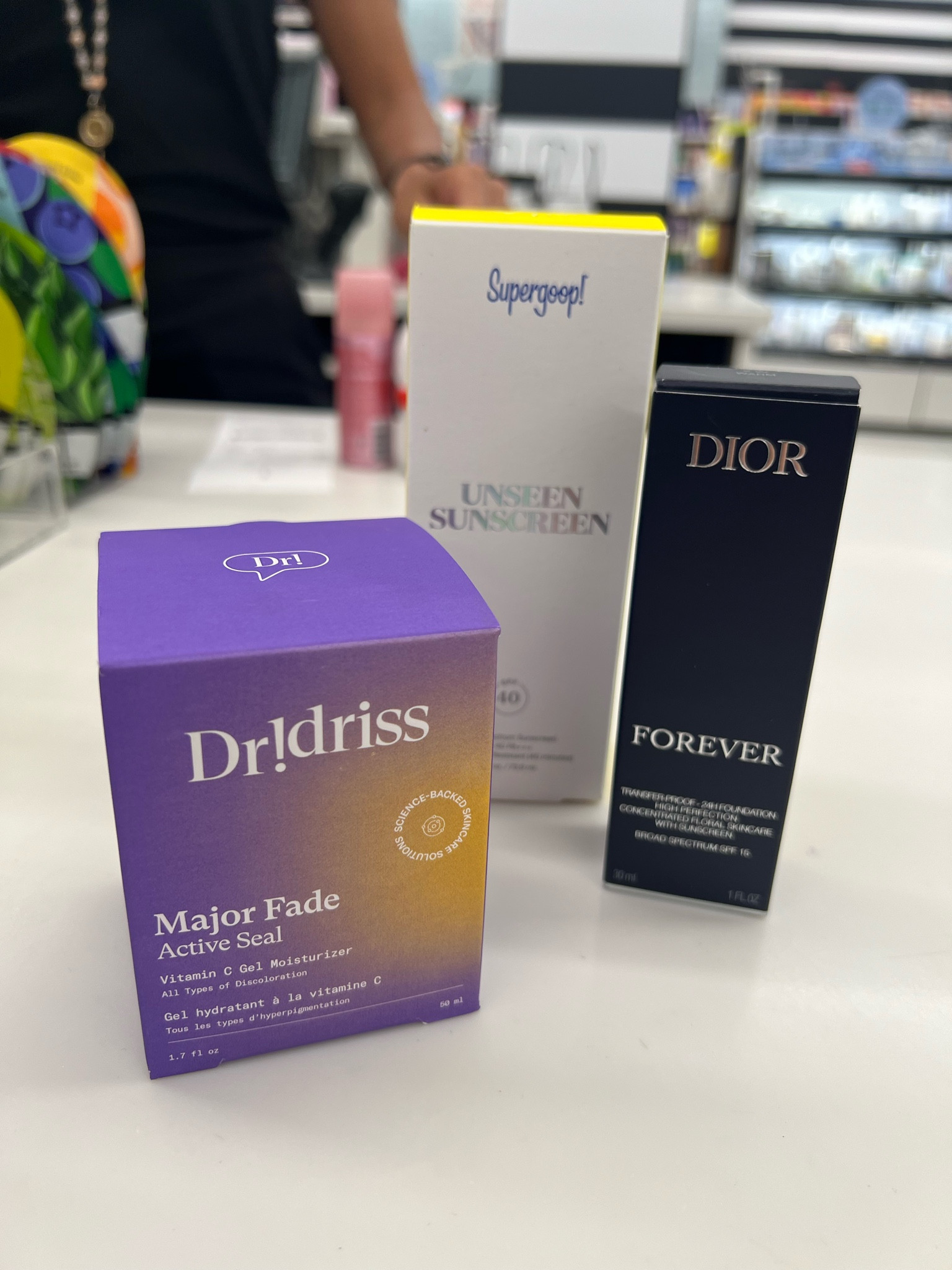 Sephora haul:
Dr. Idriss moisturizer
Dior foundation 
Supergoop Unseen Sunscreen 