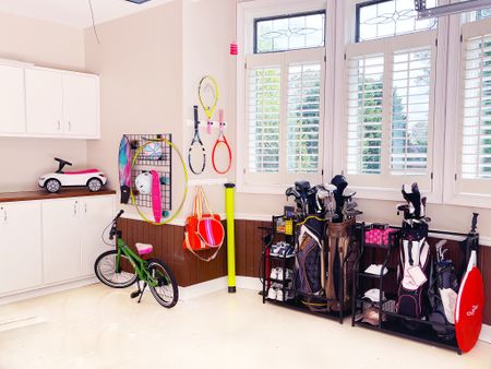 SUMMER HIATUS The garage. The area that often goes overlooked yet the work horse of the home. Meticulous organization belongs here as well.  How’s your garage looking? 

#organizedsimplicity #home #organization #proorganizer #professionalorganizers #atlanta #organizedhome #atlantaorganizers #getorganized #homeorganization #garageorganizing #garageinspo #organizing