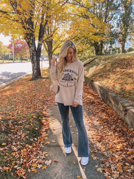 Fall casual weekend outfit
Hocus pocus sweatshirt, size L
Acid wash flare leggings, size M
15% off outfit with code ALEXIS15

Pink Lily outfit
Graphic sweatshirt
Halloween sweatshirt


#LTKstyletip #LTKSeasonal