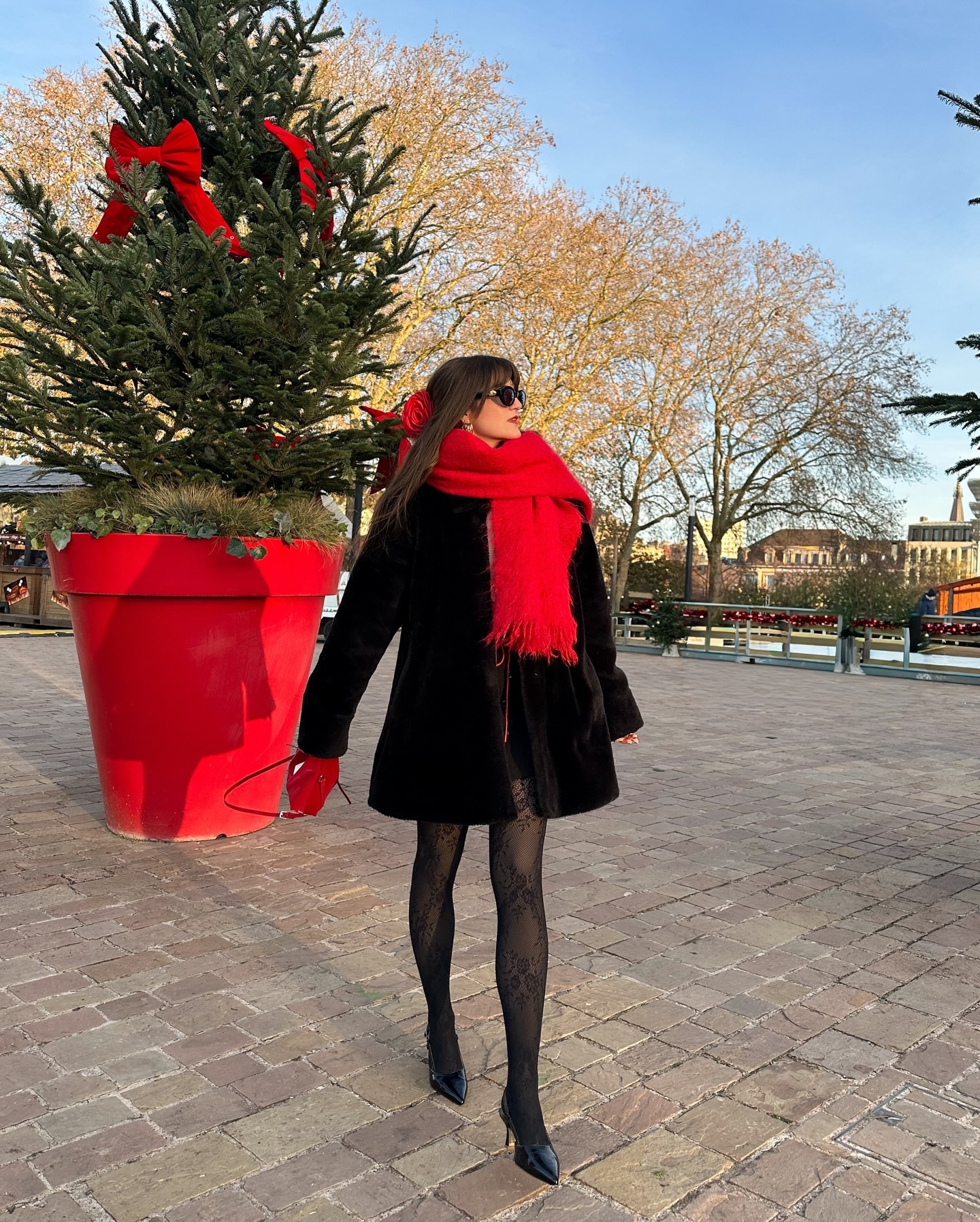 I brought out my favorite vintage faux-fur coat to wander through the first Christmas market of the season 🎄 Have you visited one already?

#LTKwinter #LTKfestive #LTKfrance