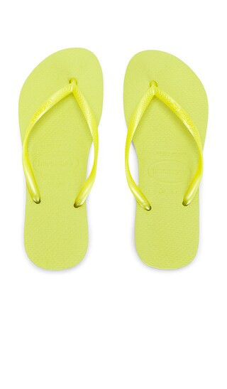 Havaianas Slim Sandal in Green. Size 41/42. Also in 37/38, 39/40, 35/36. | Revolve Clothing (Global)