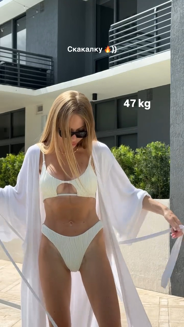 Как? ( ↓ )

Своими силами, ребят — скакалка, родненькая!

Программа прыжков по неделям в 📌✅.