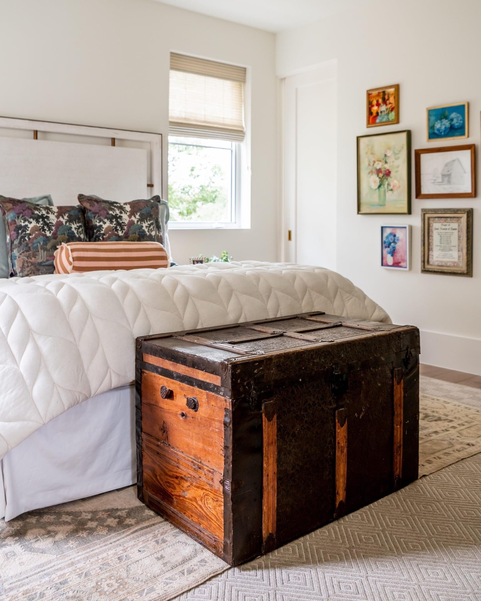 Guest Bedroom Design. Guest Bedroom Modern Design. Guest Bedroom Decoration Goals. Luxury Interior Design. 🤎

#LTKFind #LTKhome #LTKfamily