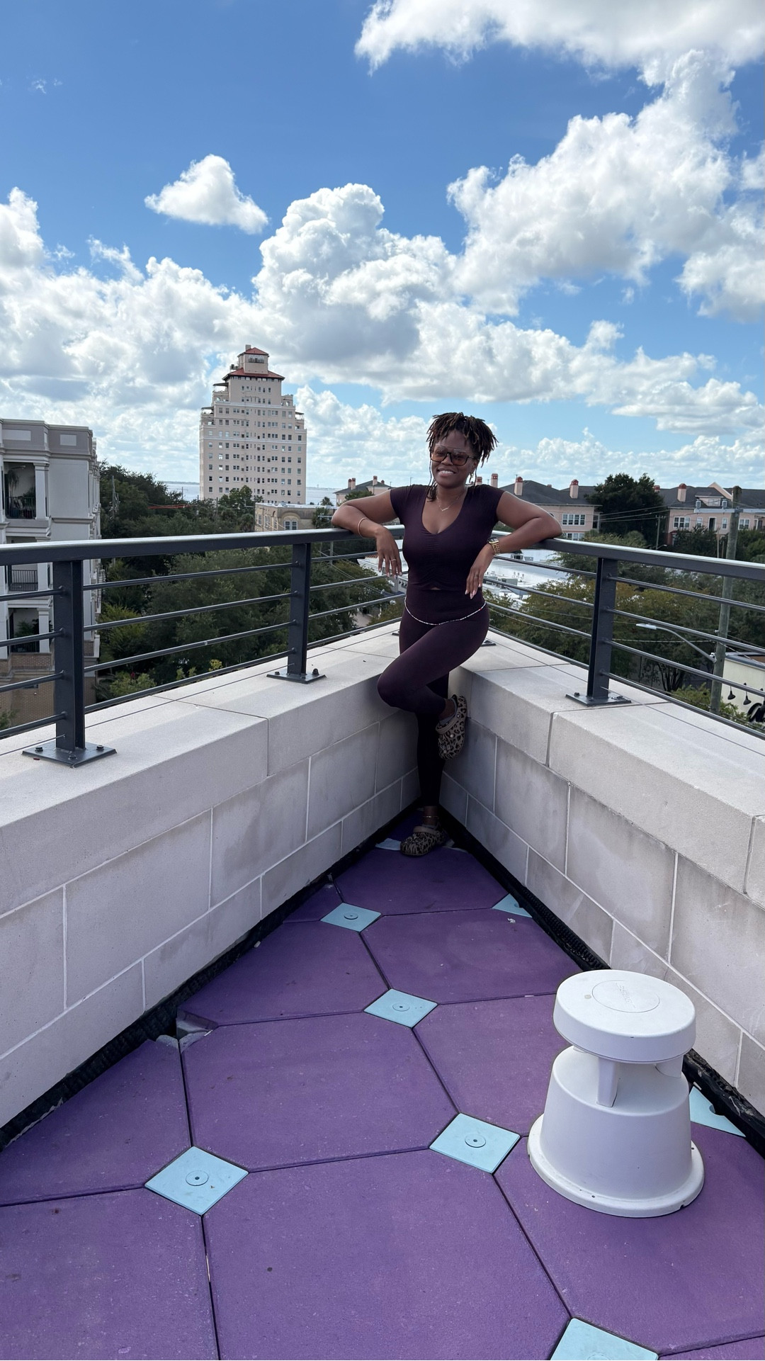 Buttery soft active set from old navy. 5’4 149lbs 34DD wearing a small leggings and medium top. Perfect for yoga or Pilates or just relaxing. I’m in color eggplant. 

#LTKActive #LTKStyleTip #LTKOver40