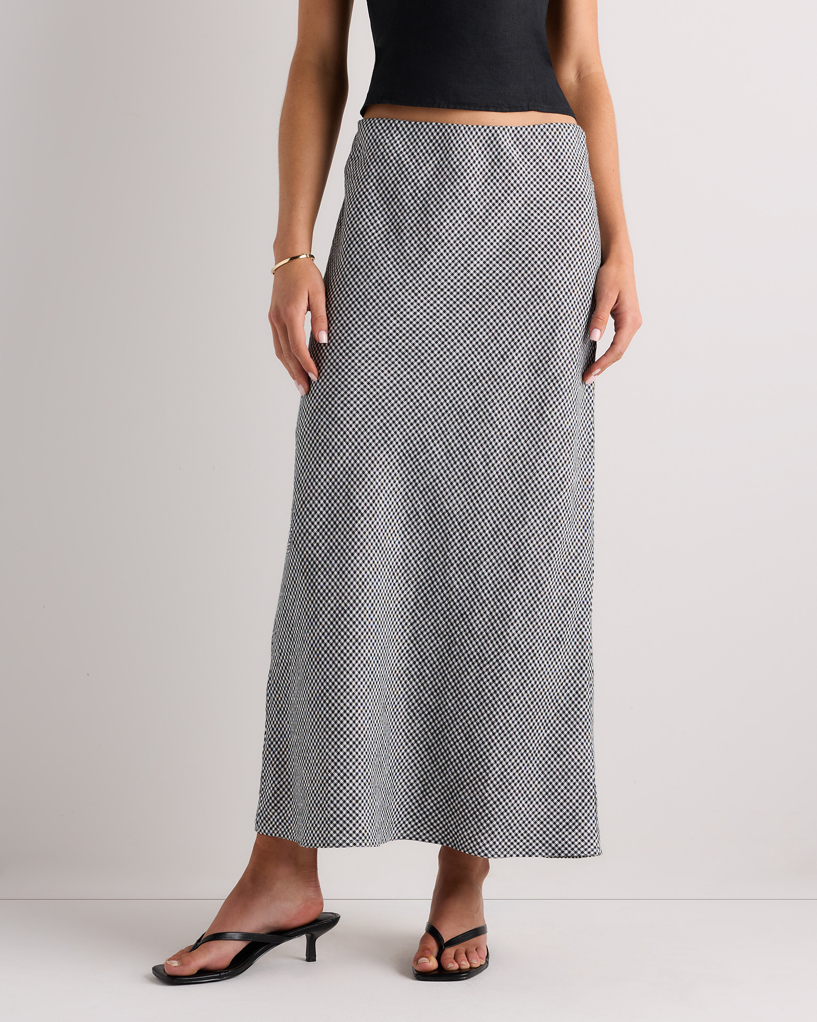 Quince | Women's 100% European Linen Midi Slip Skirt in Black, Size Medium | Quince