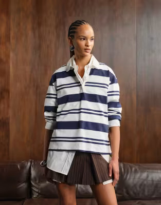 Gina Tricot relaxed fit long sleeve navy stripe polo collar sweater in white | ASOS | ASOS (Global)
