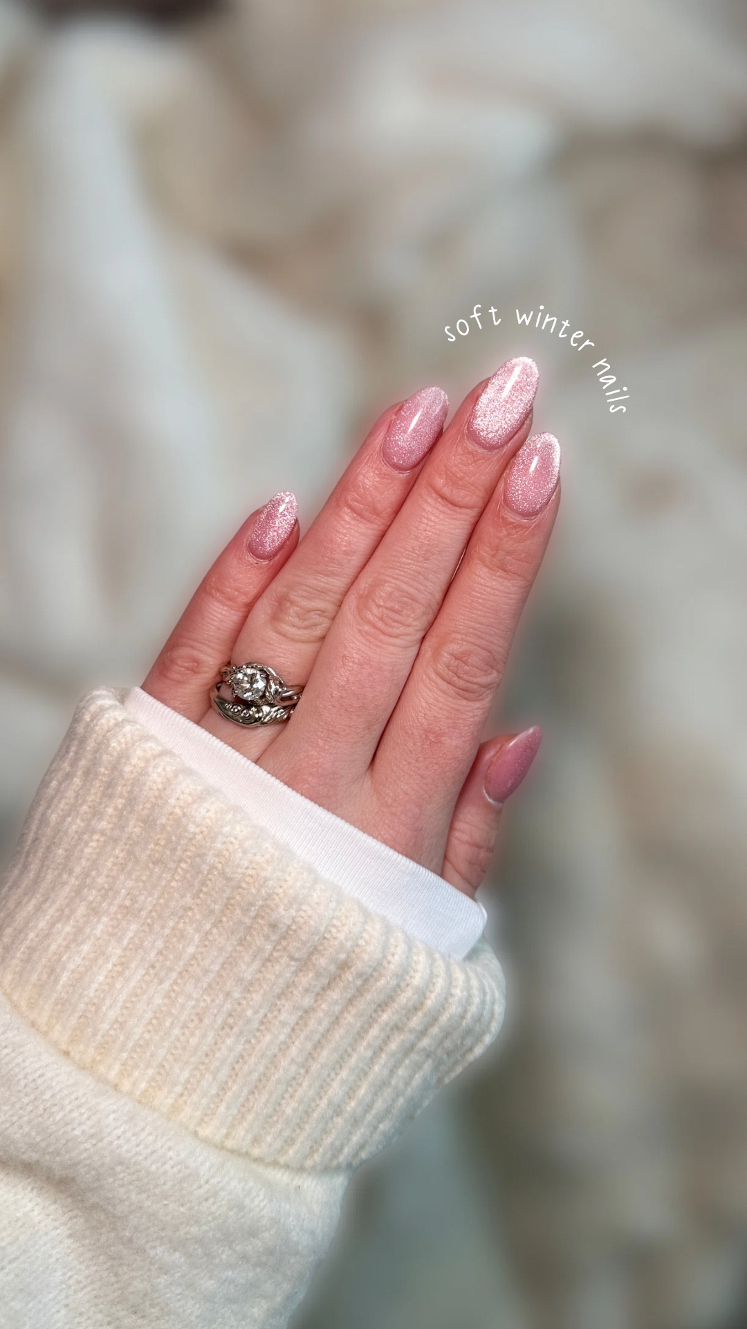Winter nail inspo 🤍

Almond dip nails in OPI Bubble Bath with a soft pink + white cat-eye finish. A clean, neutral manicure that pairs perfectly with cozy winter outfits and everyday looks.