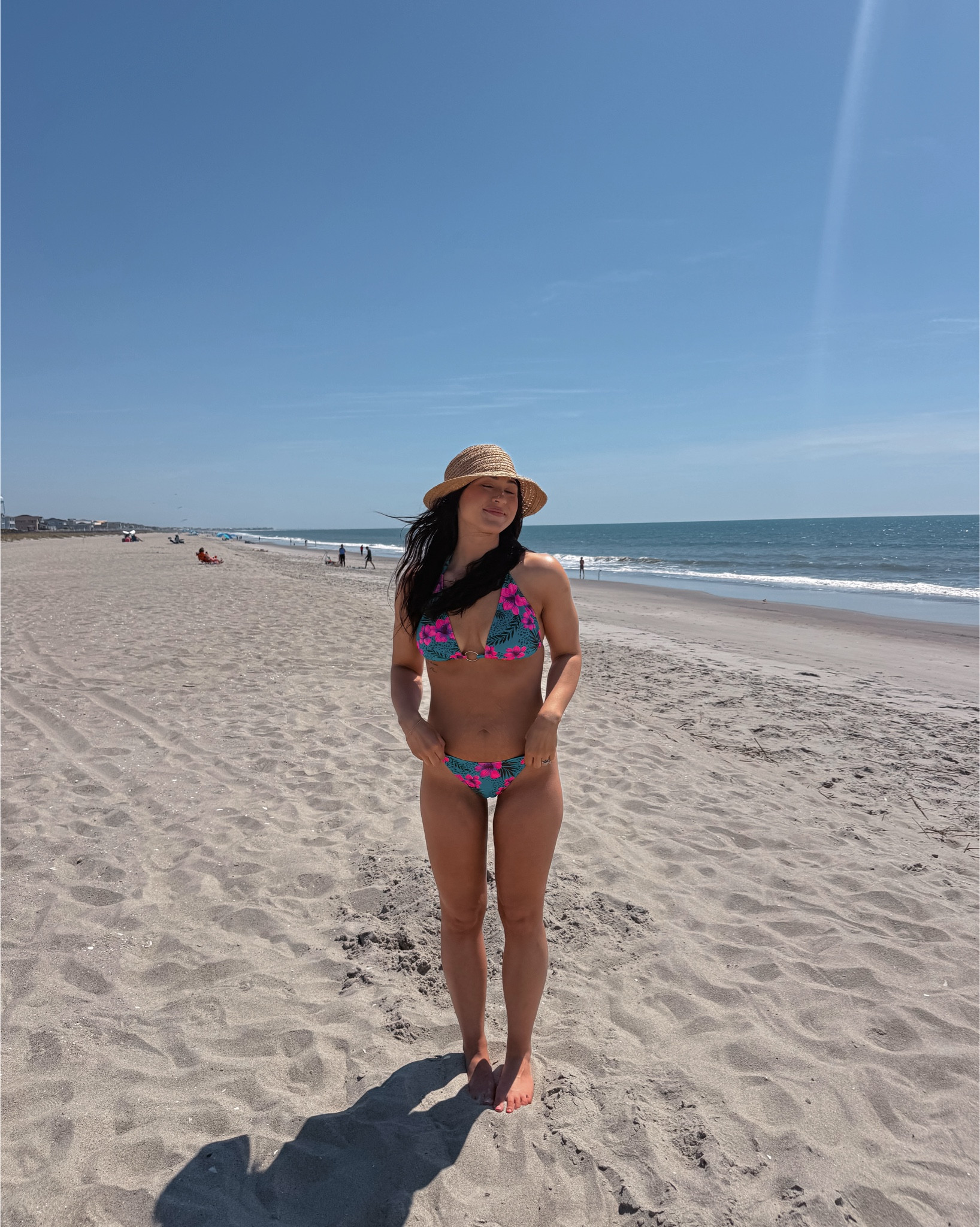 Swimsuits I’m loving this season 👙

First: Target size large top, medium bottoms 
Second: Walmart large top, medium bottoms 




#LTKSwim #LTKSeasonal #LTKTravel