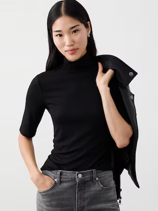 Soft Luxe Turtleneck Top | Banana Republic Factory