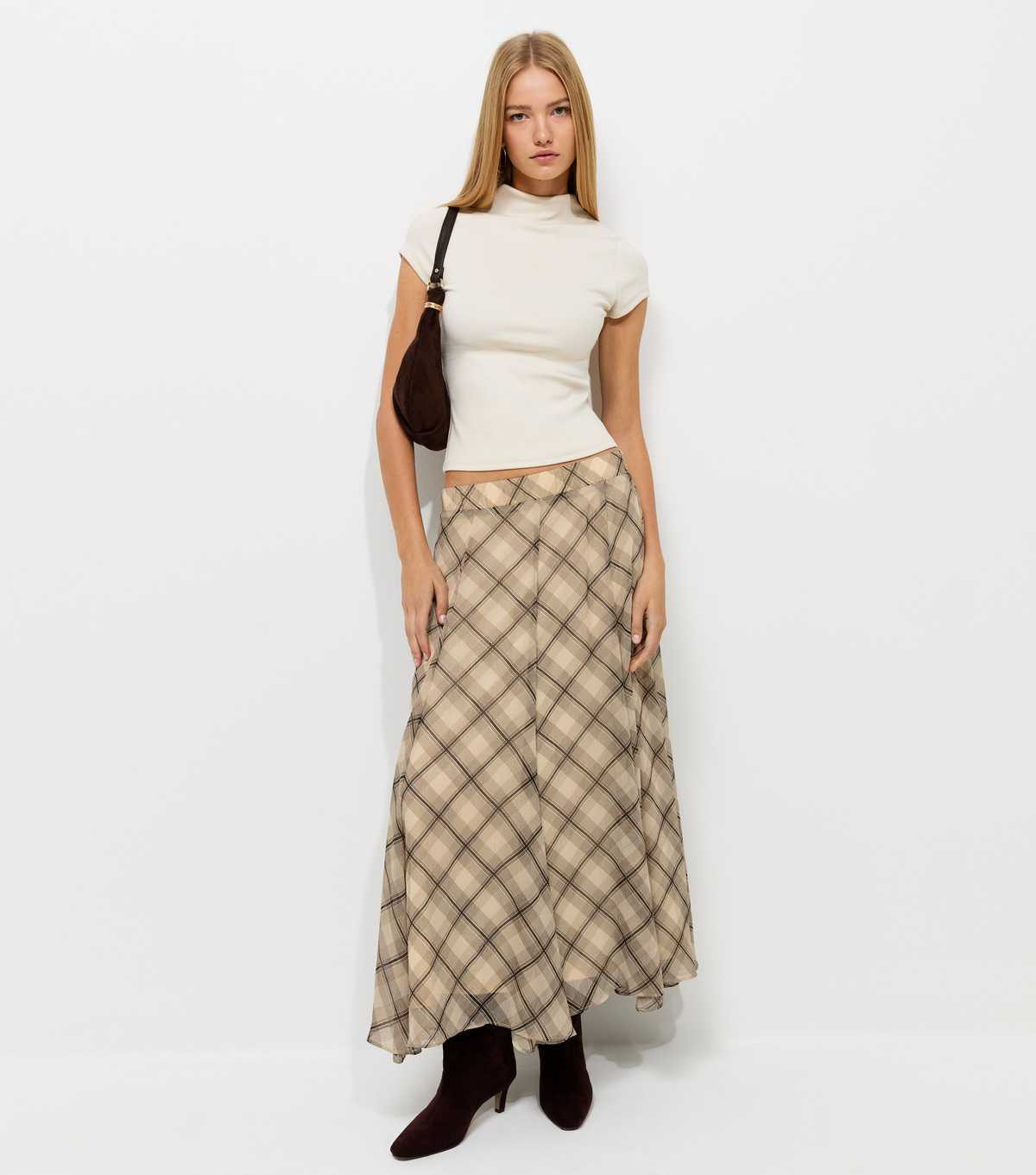 Women's Cream Chiffon Check Hanky Hem Midi Skirt New Look | New Look (UK)