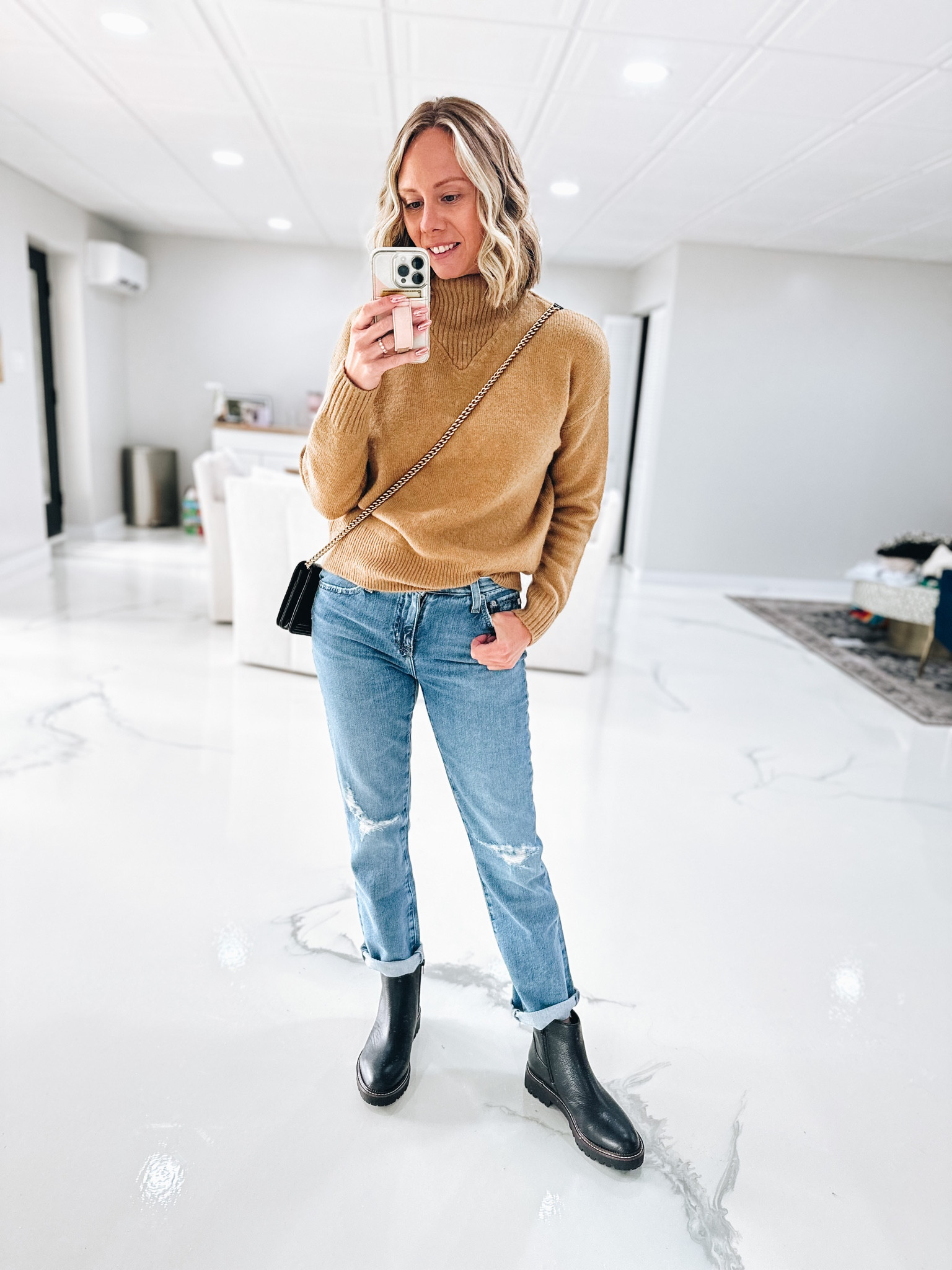 All the fall outfit vibes… 
AG jeans, Chelsea boots, tan sweater 
Fashionably late mom
Nsale 
Nordstrom anniversary sale 