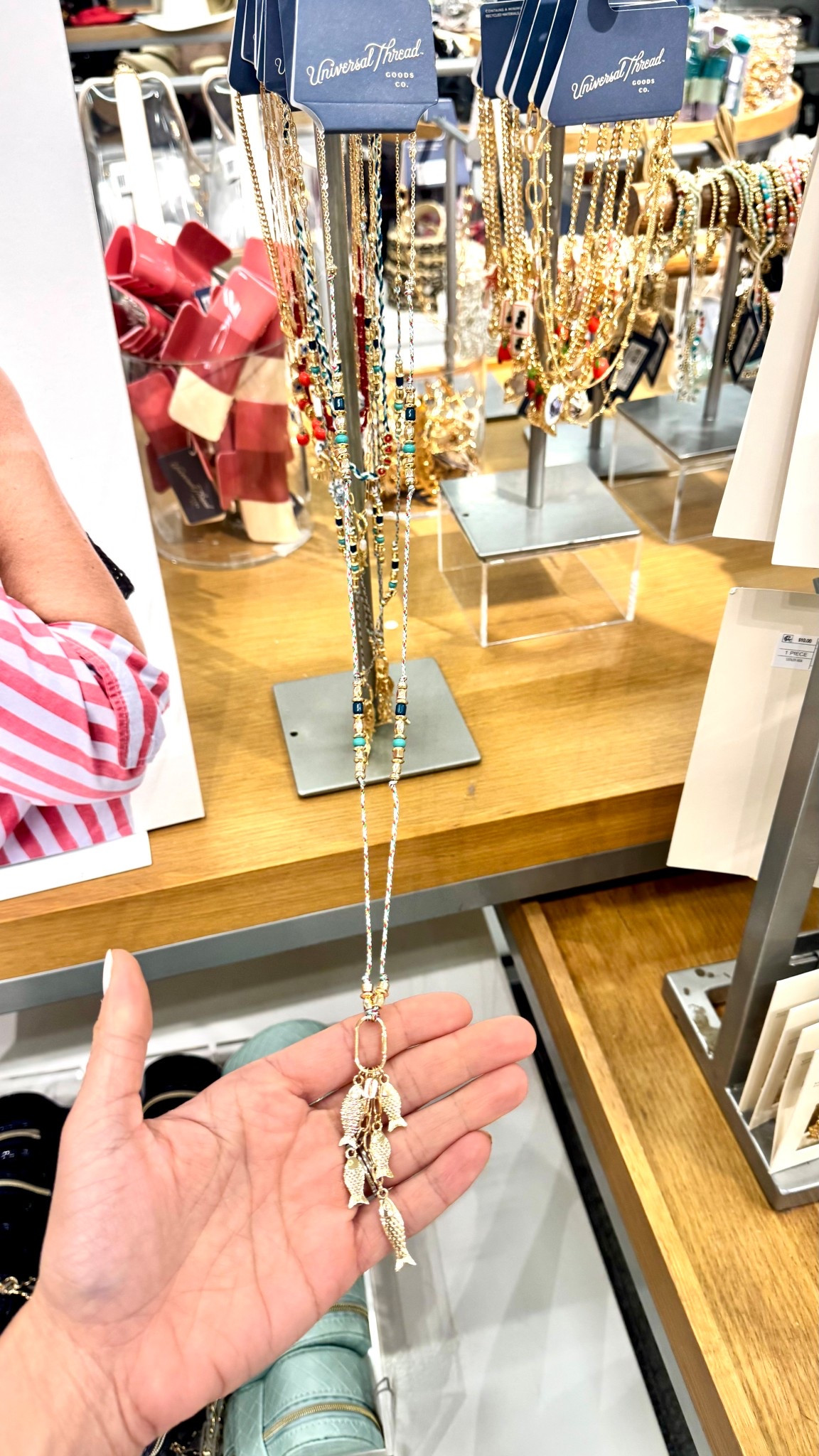 Fish market necklace from Target



#LTKFindsUnder50 #LTKSeasonal #LTKStyleTip