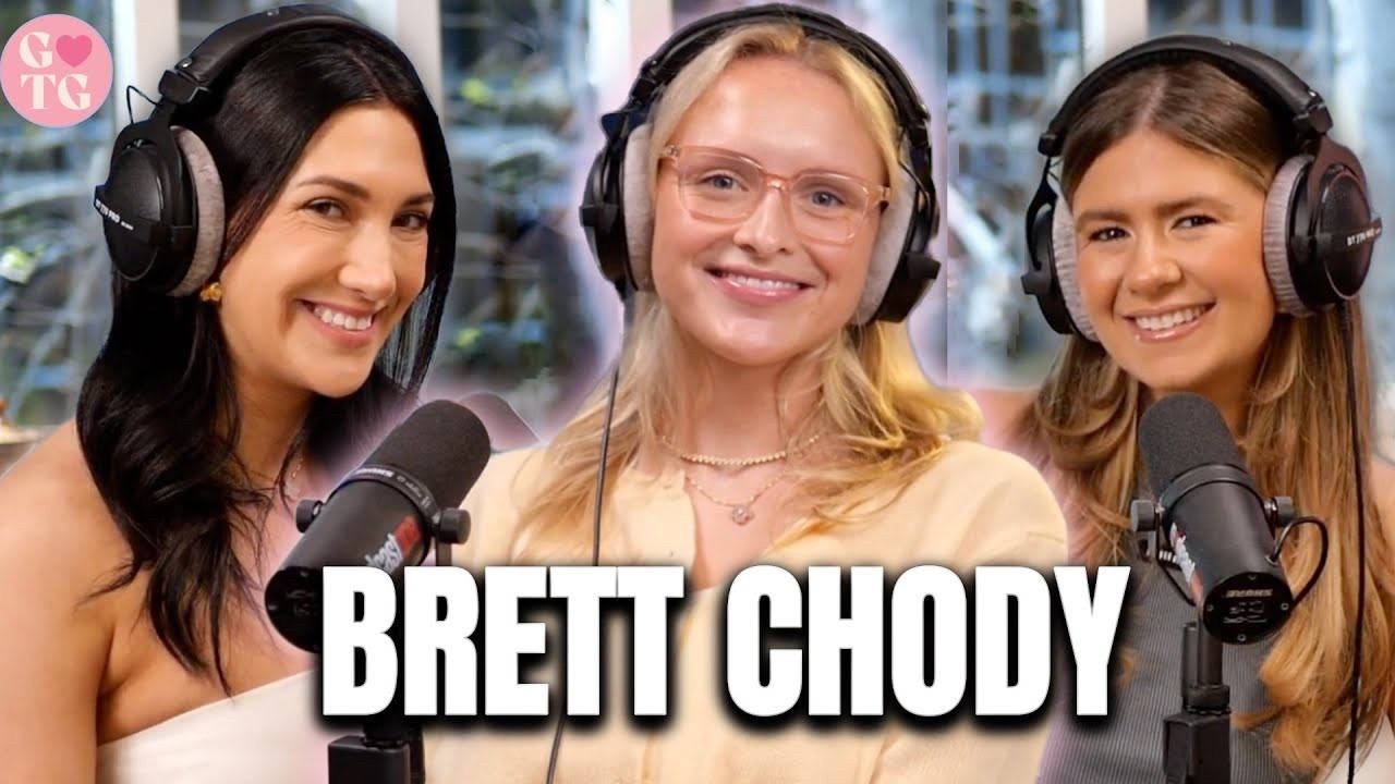 NEW EPISODE!! This week we couldn’t be more thrilled to have Brett Chody on the pod! We talk all things running, LA hot spots, influencer culture, and the ultimate showdown: LA vs. NY. Trust us you don’t want to miss it! Go listen gal pals🤍🎧

#LTKTravel #LTKStyleTip