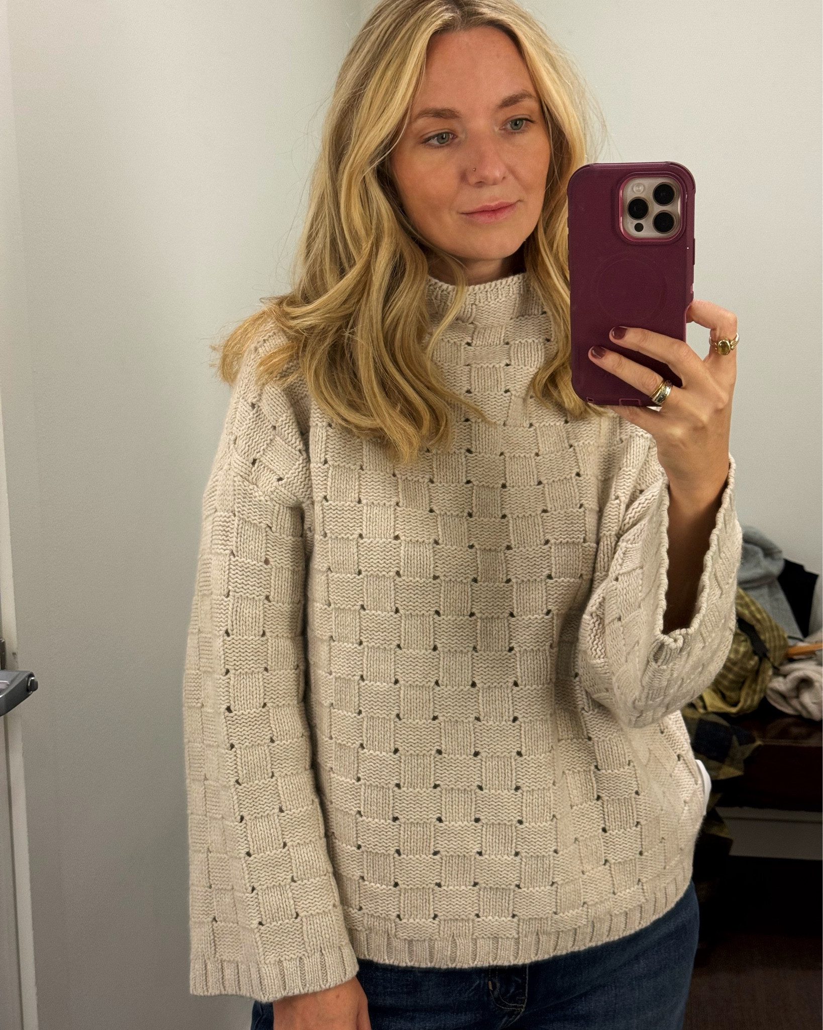Chic rich Mom Merino-cotton sweater selling out fast at Banana Republic! The black option is also stunning and 40% off right now. Run don’t walk! 

#LTKHoliday #LTKGiftGuide #LTKMidsize