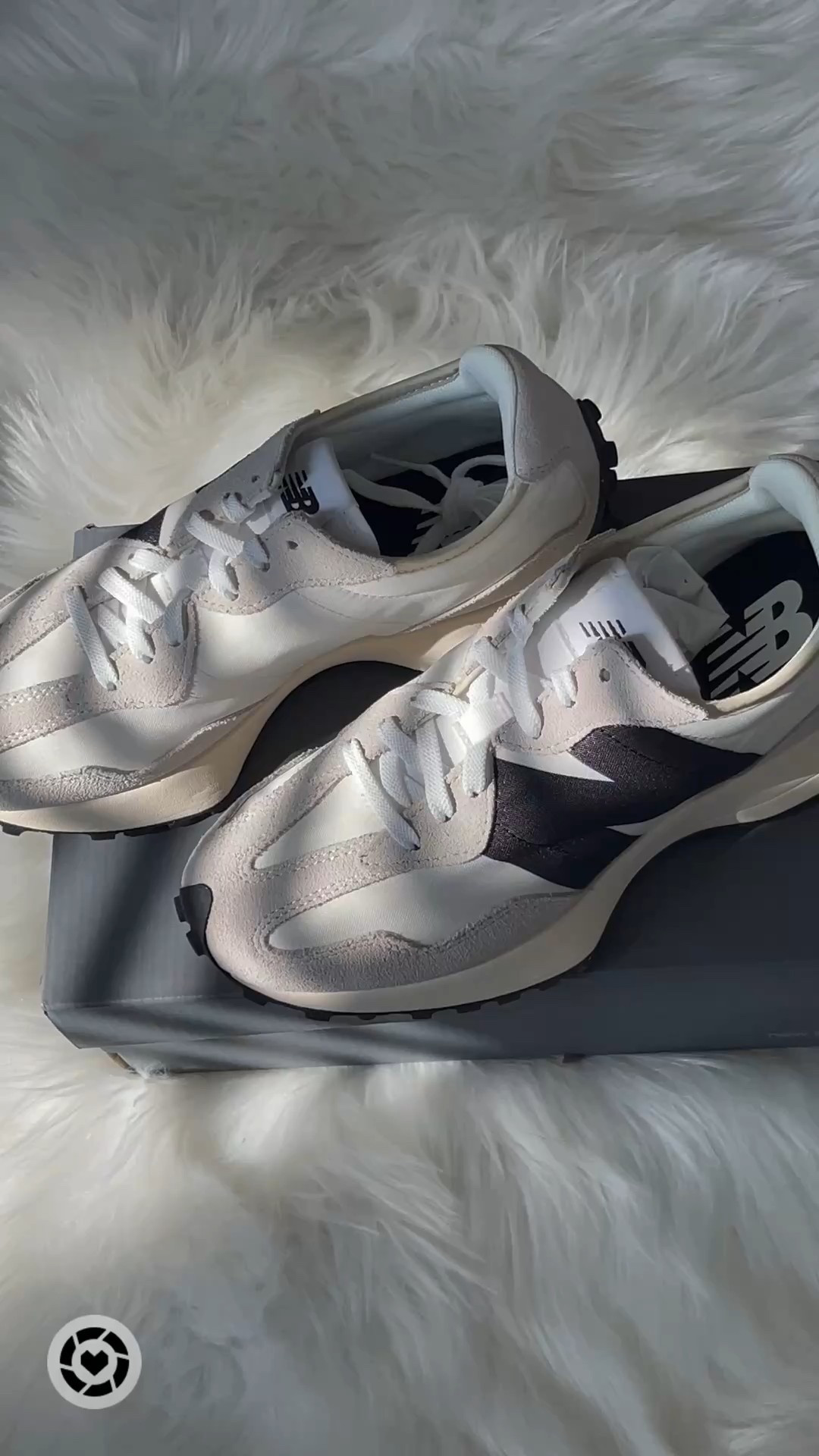 Fave everyday sneaker 

New balance 327

#LTKootd #LTKOver40 #LTKmomlife