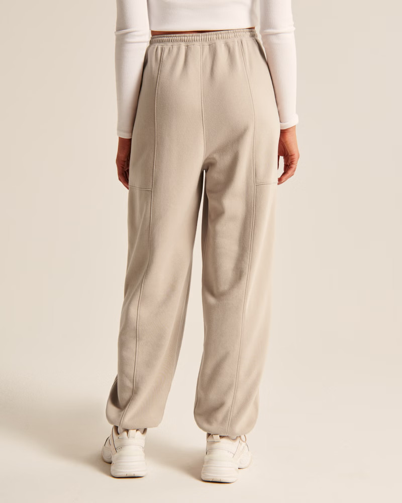 Women's Baggy Utility Sweatpants | Women's Bottoms | Abercrombie.com | Abercrombie & Fitch (US)