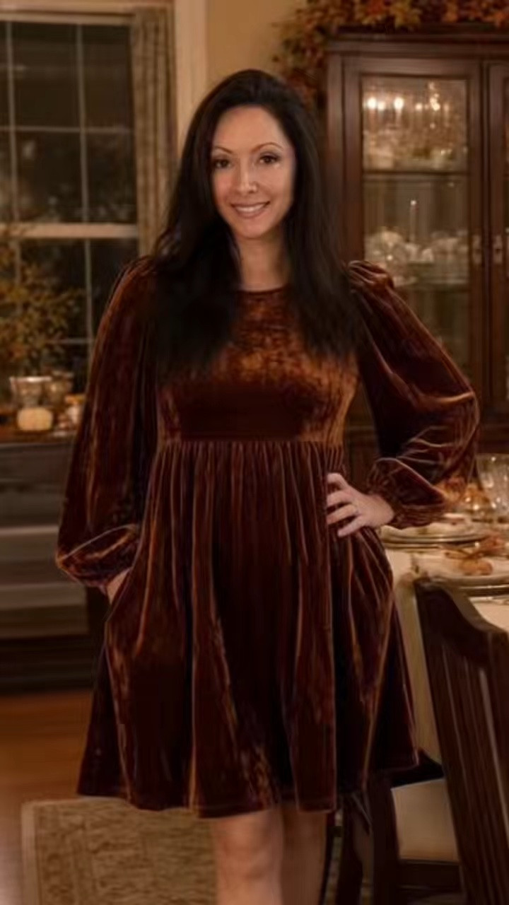 Crashed velvet dress that you will wear all fall long!

#LTKMidsize #LTKOver40 #LTKSeasonal