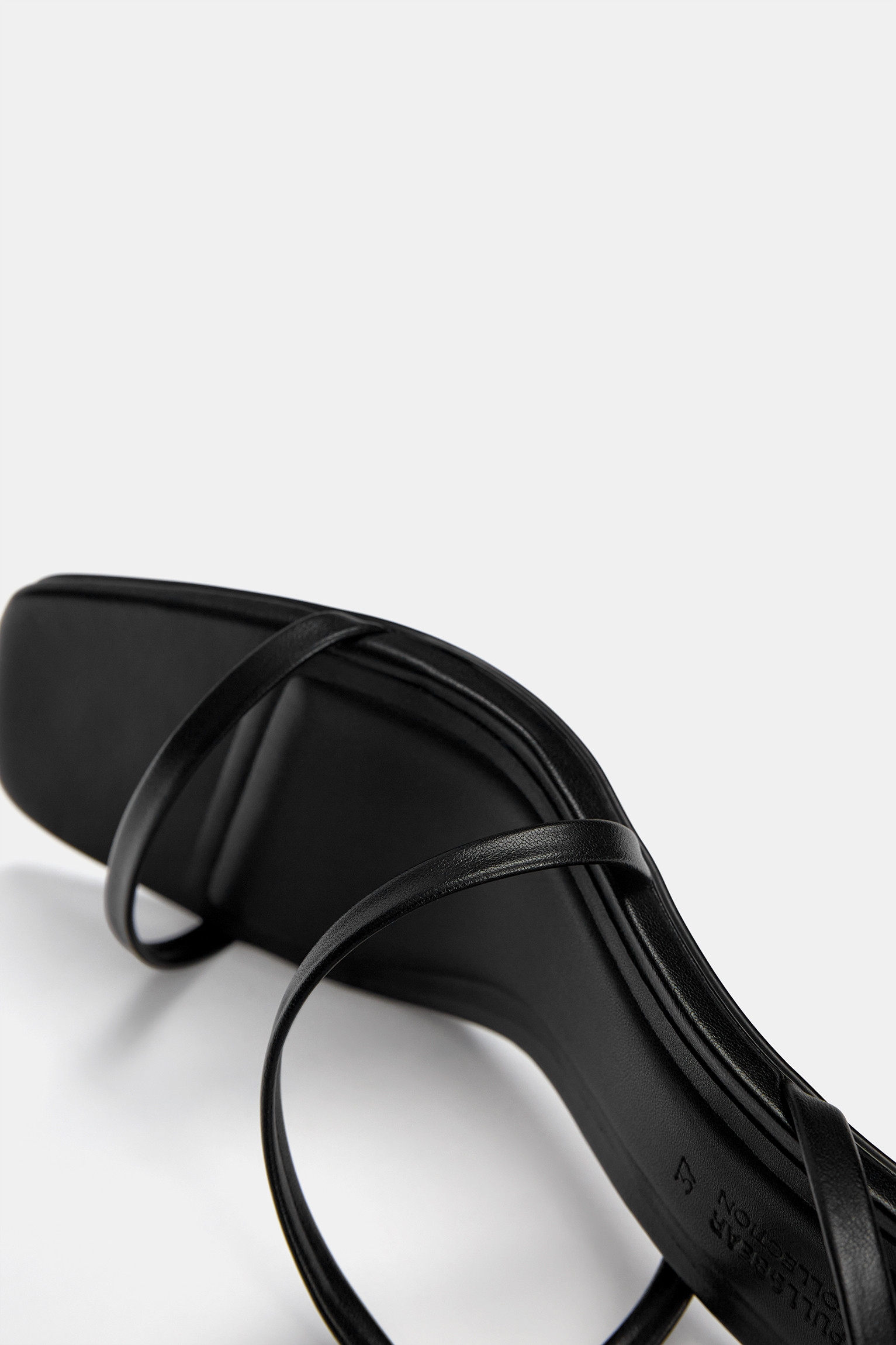Strappy heeled sandals | PULL and BEAR UK
