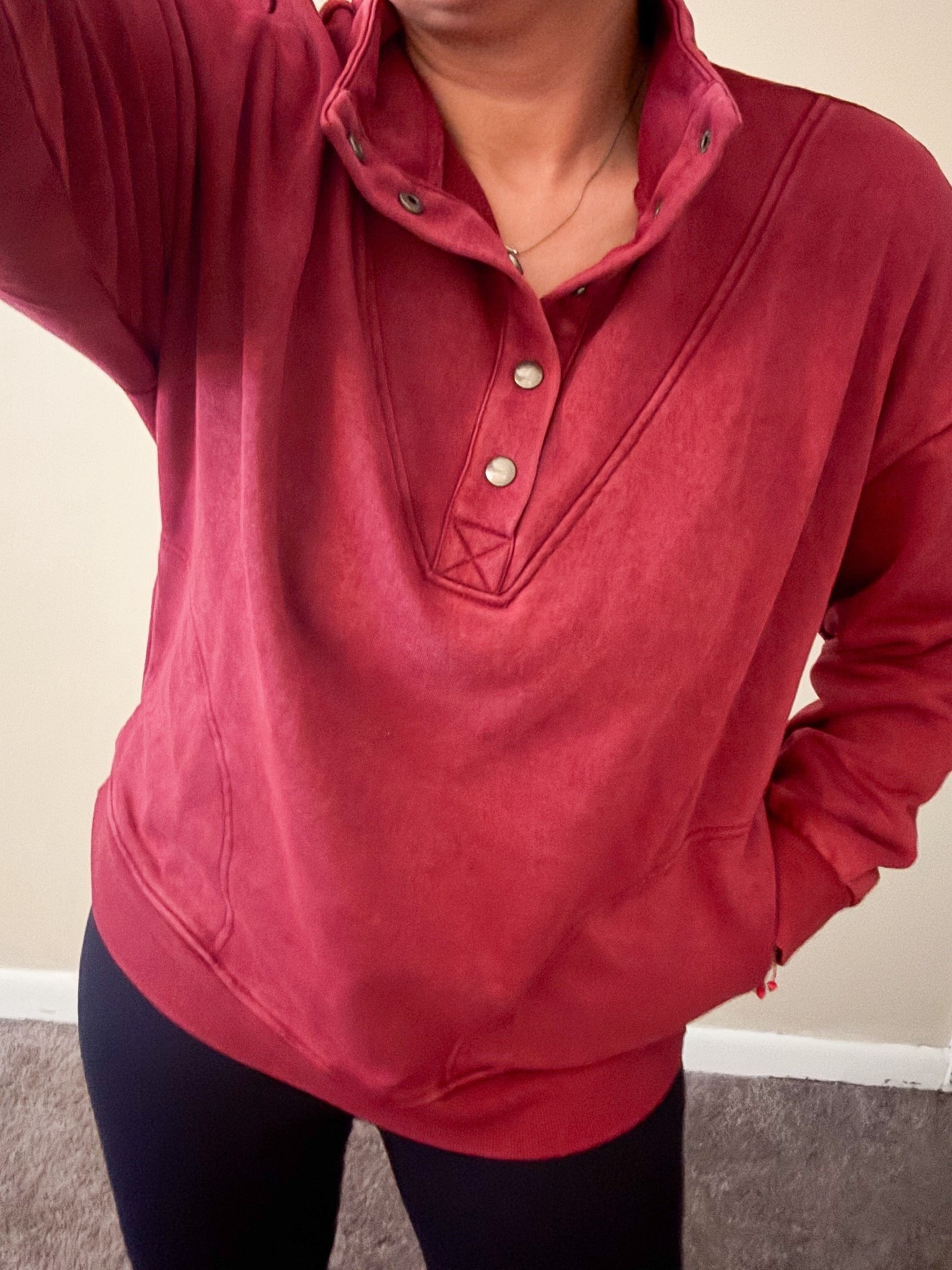Outfit for under $30 #sweatshirt #pockets #walmartpartner #leggings #pockets #casual 

#LTKFindsUnder50
