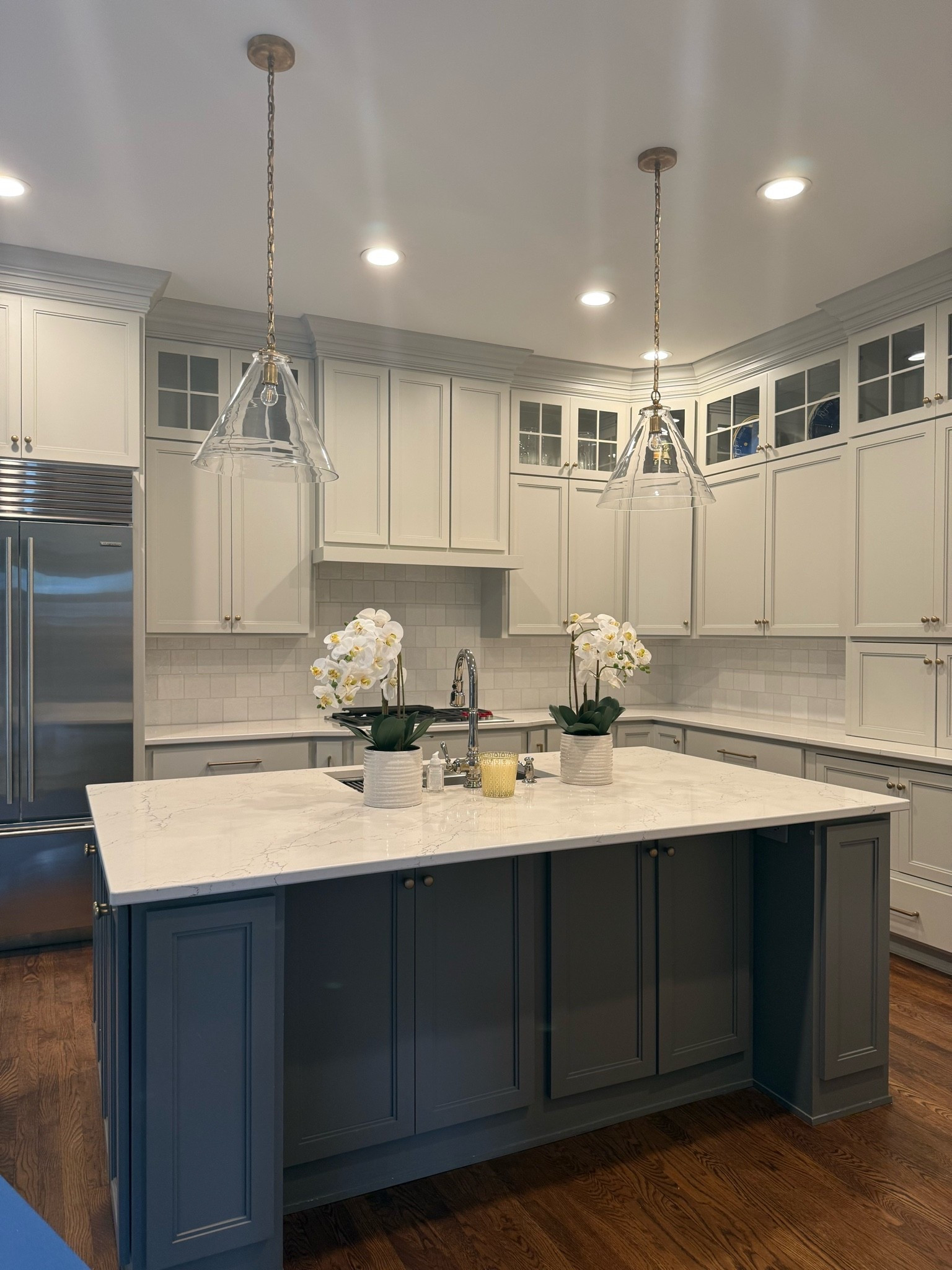 Moving is hard. Your home setup shouldn’t be.

We help clients skip that phase of frustration with putting everything away “just for now” by creating intentional systems from the very beginning:
✔️ Organized drawers
✔️ Functional pantry zones
✔️ Efficient kitchen layouts
✔️ Easy-to-maintain systems

Sound like something you need? We can help. Comment “UNPACK” to learn more about this service.

#LTKHome