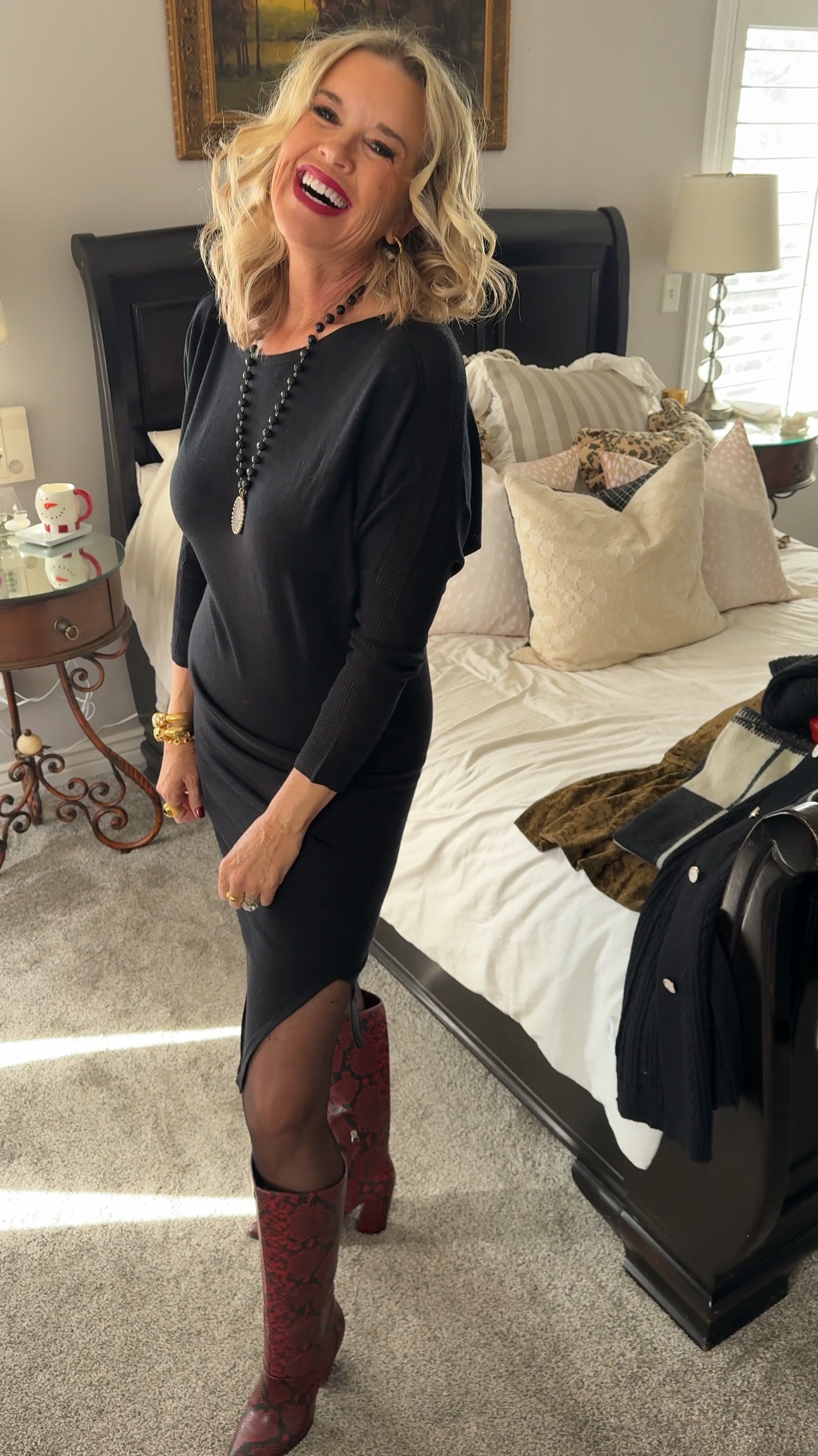 Spice up that LBD
With OO-TO

The cashmere dress that’s made for you with your measurements and fits like a glove.

The boatneck and slouchy sleeve is so flattering and fits like a glove.

Perfect for the holidays and can also be great for winter wedding or workwear depending on how you style it.

I spiced today’s look up for the Holidays .

Red alligator boots
Fur collar sweater cardigan 
Julie voz And French Kande jewelry 