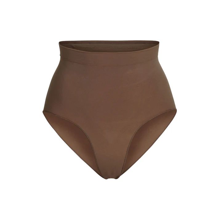 SCULPTING MID WAIST BRIEF | ONYX | SKIMS (US)