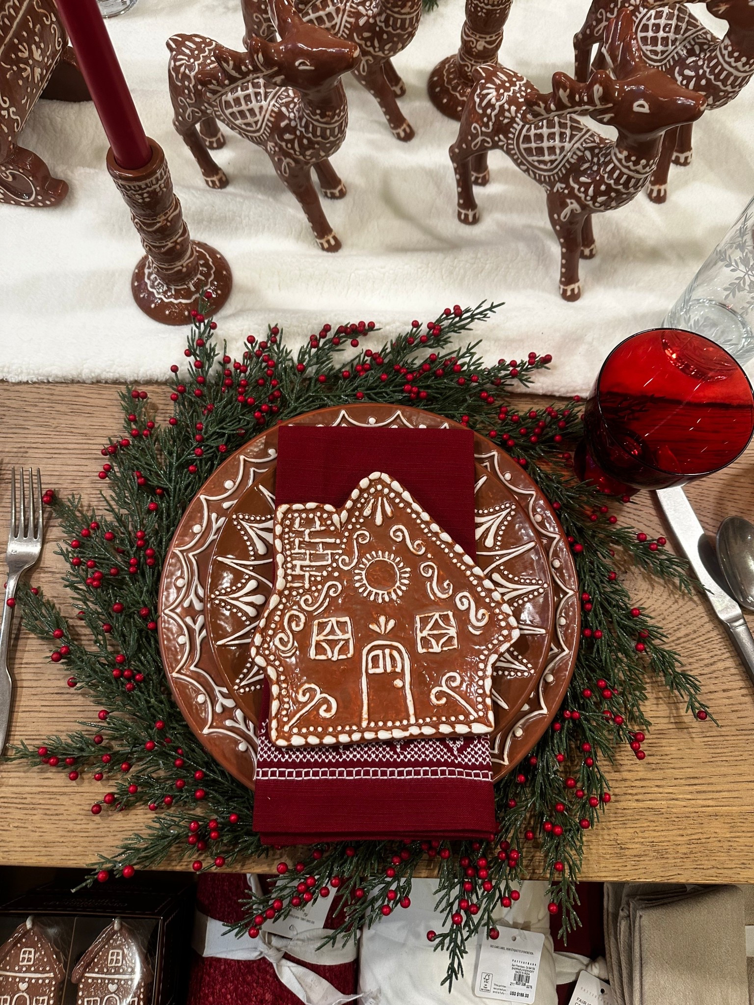 Be a hosting pro this holiday season and have the perfect tablescape! 

#LTKGiftGuide #LTKHoliday #LTKSeasonal