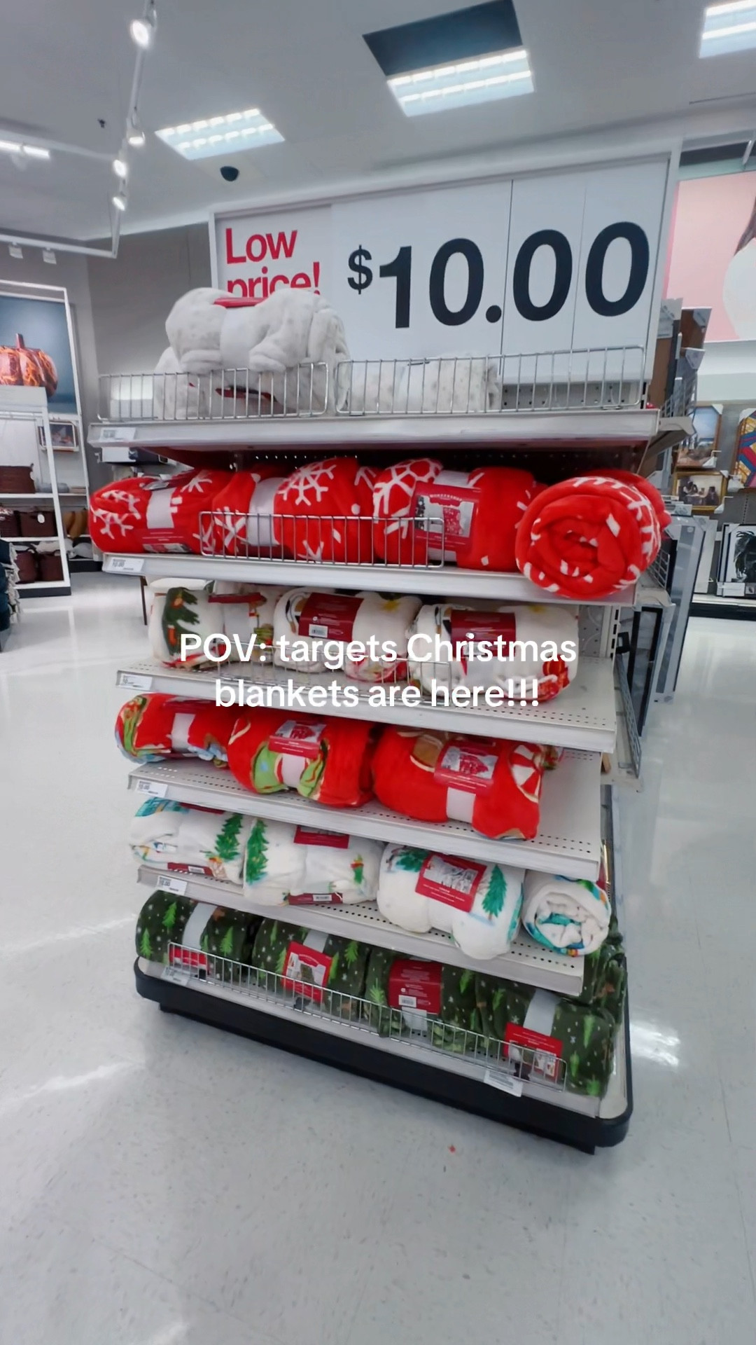 Target $10 Christmas blankets 

#LTKSeasonal #LTKGiftGuide #LTKHoliday