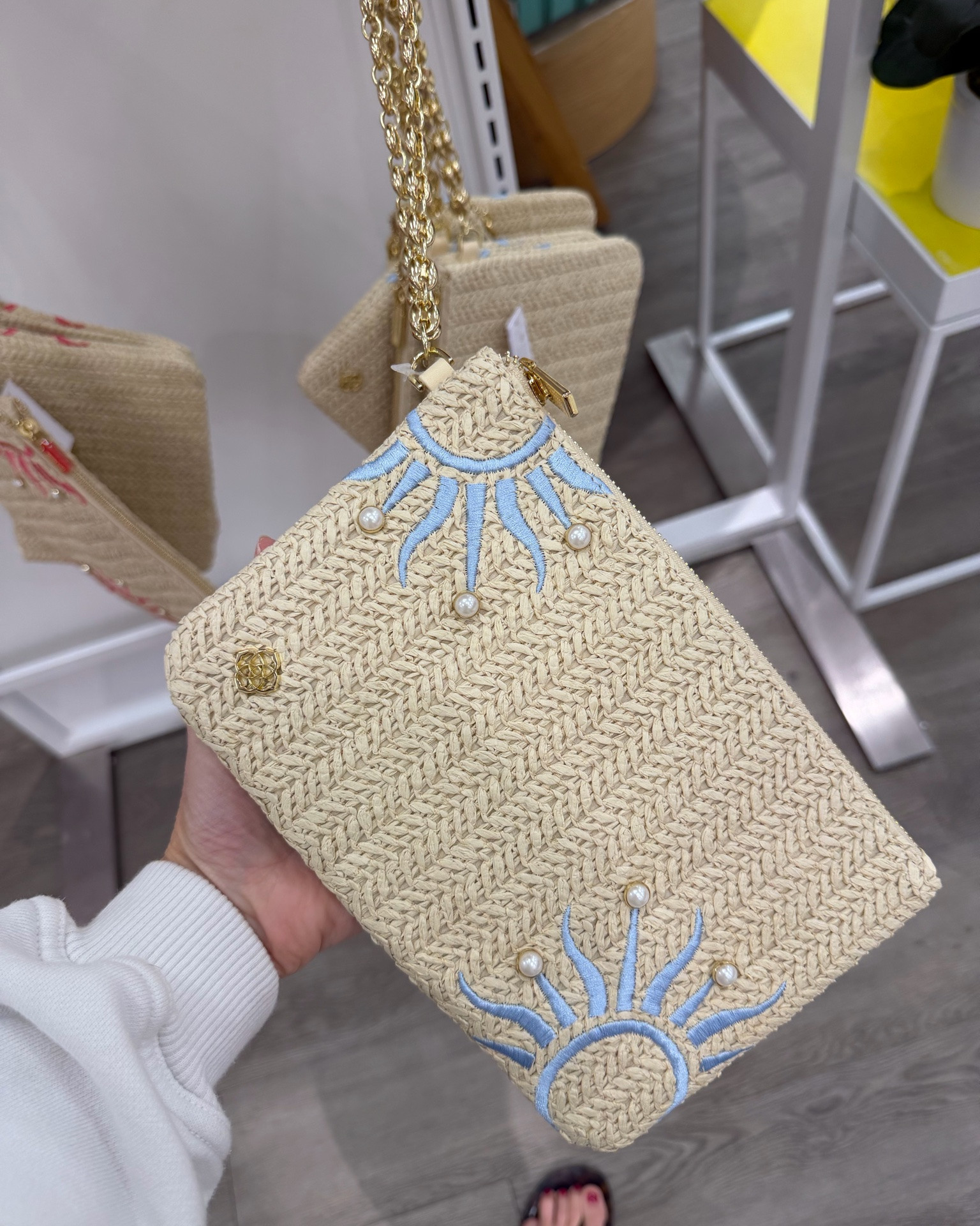 The cutest little purse for summer!

#LTKmomlife #LTKTravel