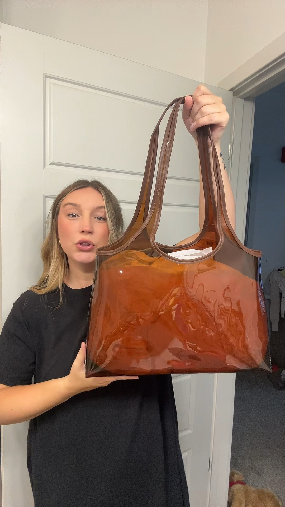 New bag that I am obsesseddddd with @Anthropologie

#LTKdayinmylife