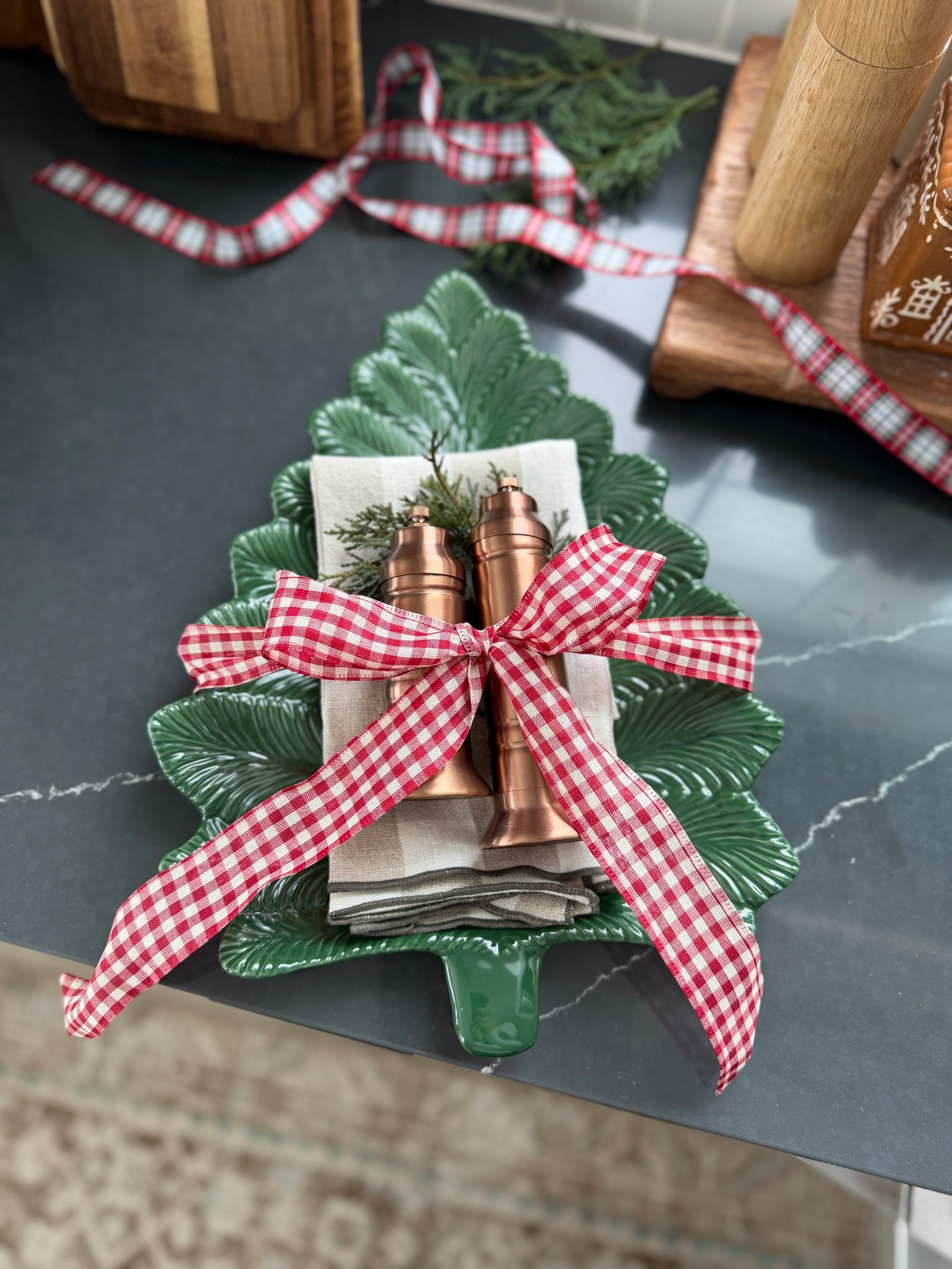 There’s still time to grab this Christmas gift! The tree tray is so pretty and id 30% off!

#LTKHoliday #LTKSaleAlert #LTKGiftGuide