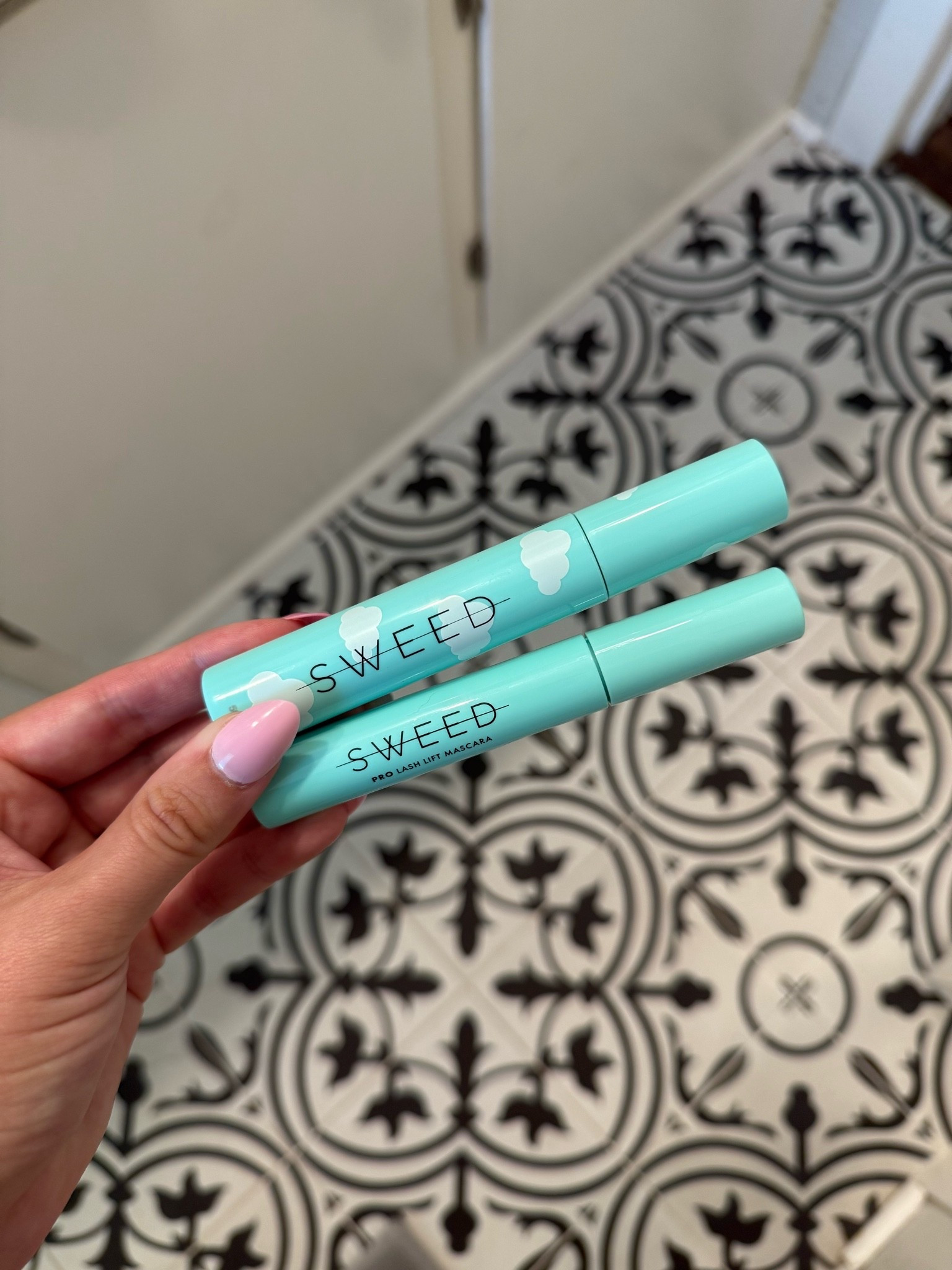 Lash lift mascara and cloud mascara from Sweed 

Makeup  beauty  mascara

#LTKgrwm #LTKBeauty #LTKselfcare