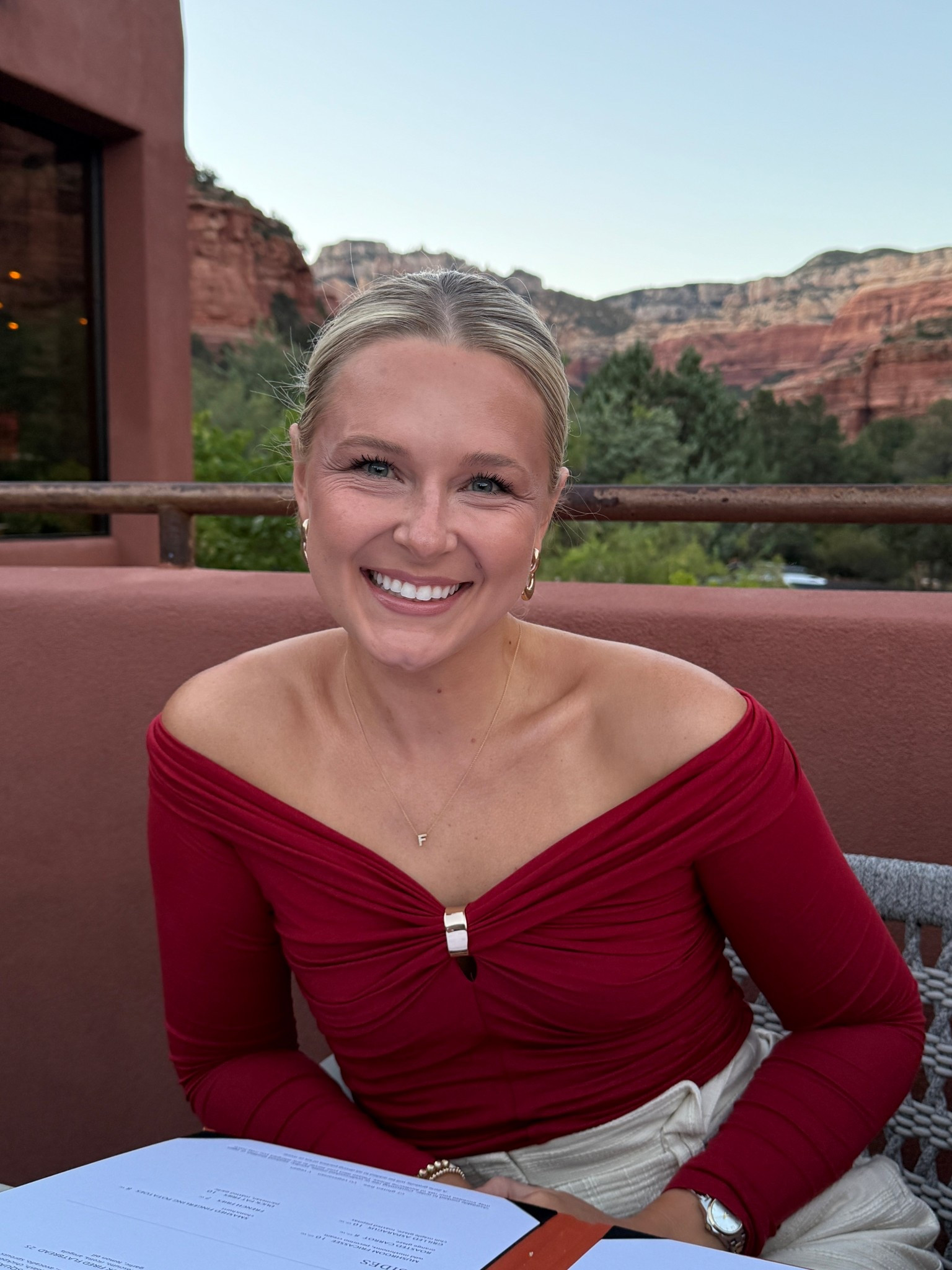 Dinner in Sedona!! Top is XS

#LTKTravel #LTKFindsUnder100 #LTKStyleTip