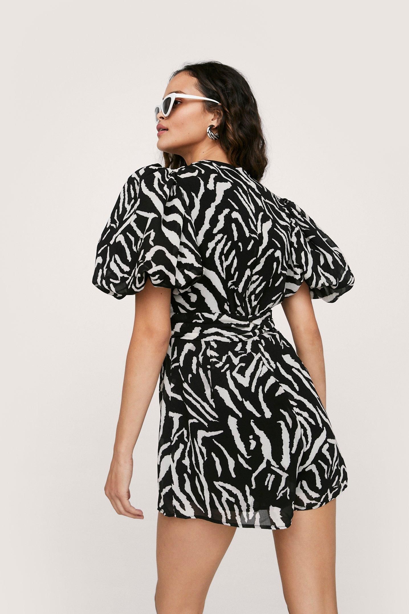 Zebra Puff Sleeve V Neck Playsuit | NastyGal (UK, IE)