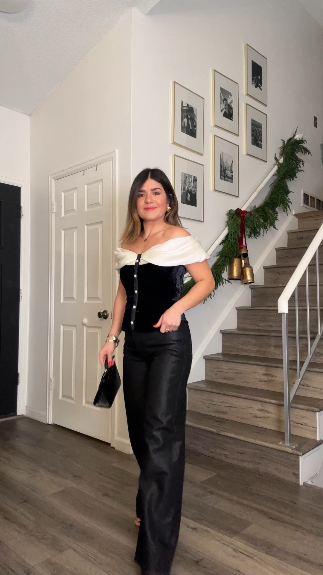 Take 50% off this gorgeous top via WHBM! And take 25% off these Hudson jeans with code CHICTALK25 
Top size xs
Jeans size 24

#LTKSaleAlert #LTKootd #LTKHoliday