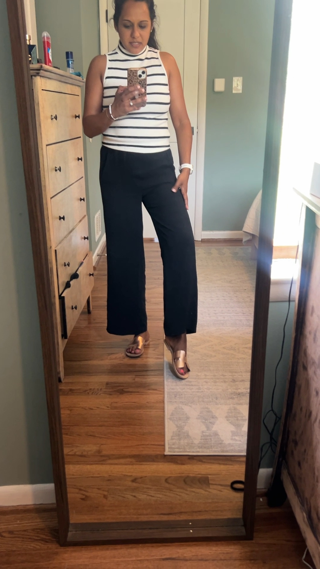 Teacher OOTD ft old navy top and playa pants . Small in both 

#LTKworkwear #LTKfindsunder50