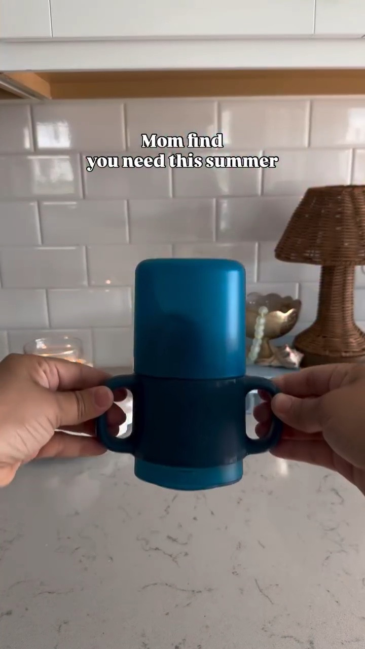 Comment “HOLDER” and I'll send you a 🔗😍✨

With all the activities going on in the summer, this is a must for on-the-go 😍 it's a 4-in-one that can all fit in this container. 

#momfind #summermusthave #momhack