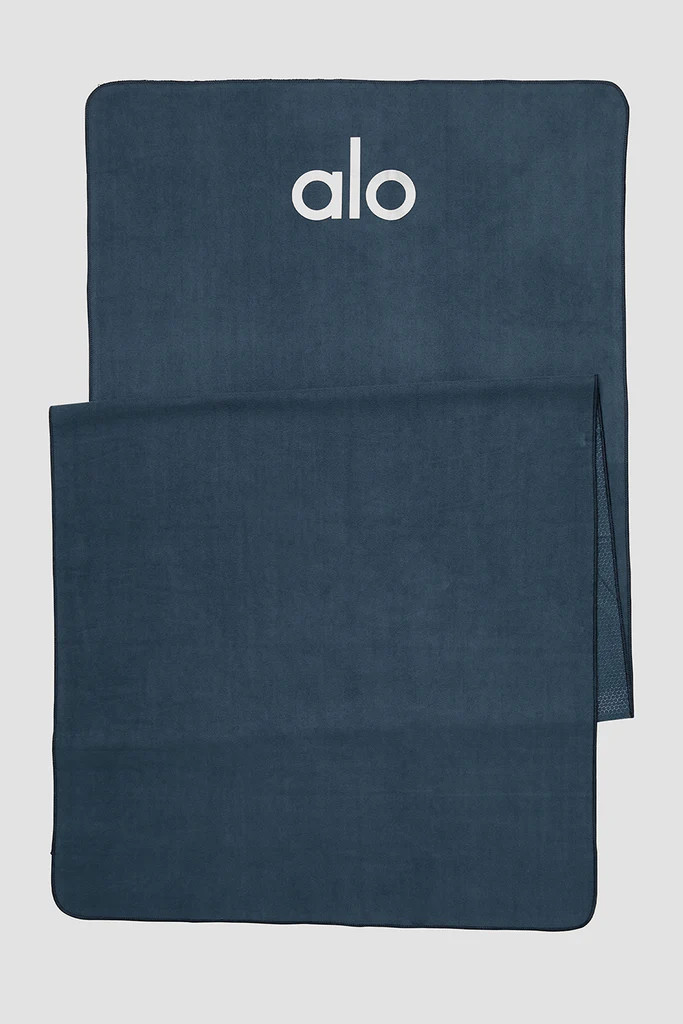 Grounded No-Slip Towel - Eclipse | Alo Yoga (US)