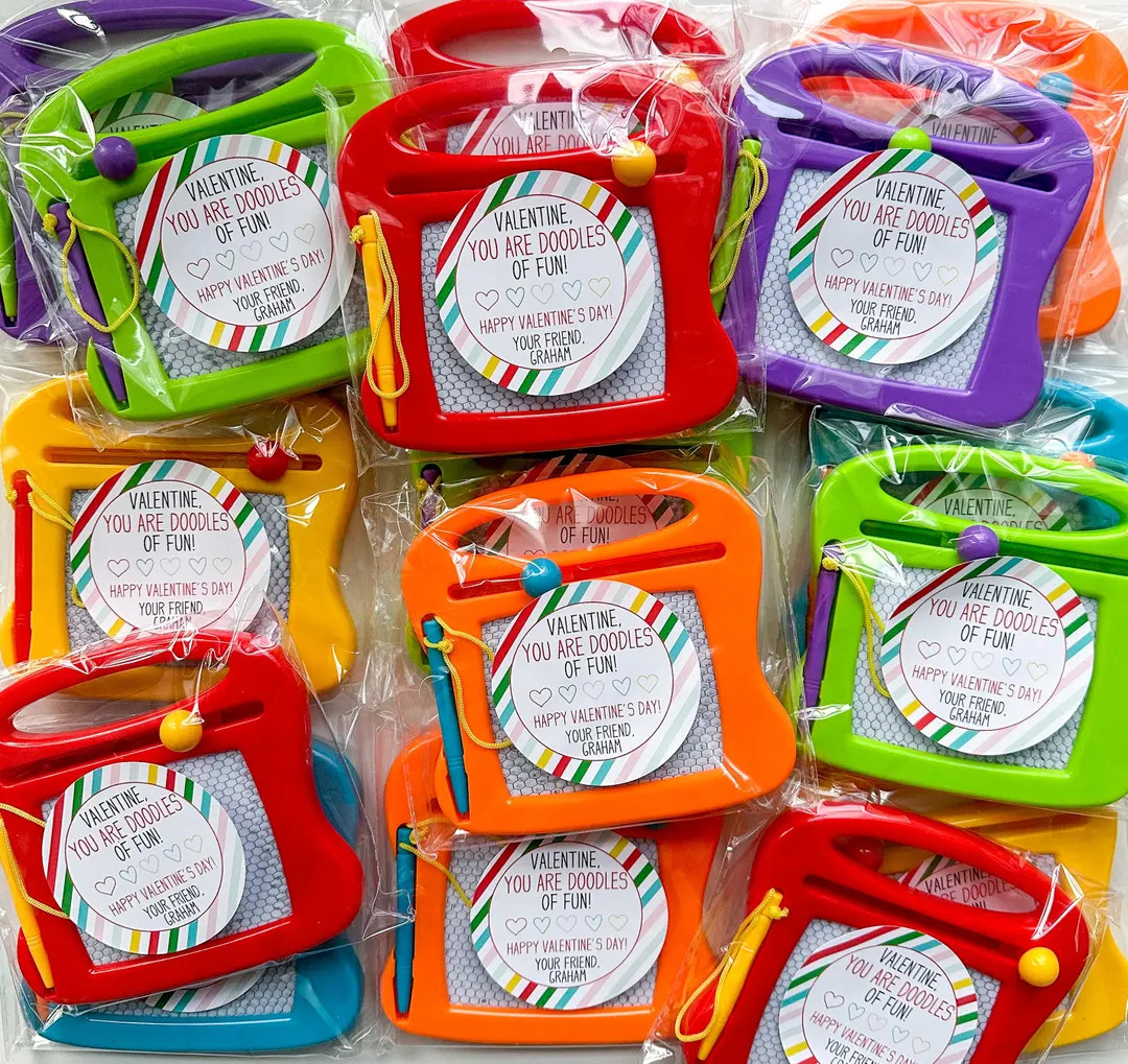 Valentine's Day Favor | Etch A Sketch Valentine | Magna Doodle Valentine | You are DOODLES of Fun... | Etsy (US)