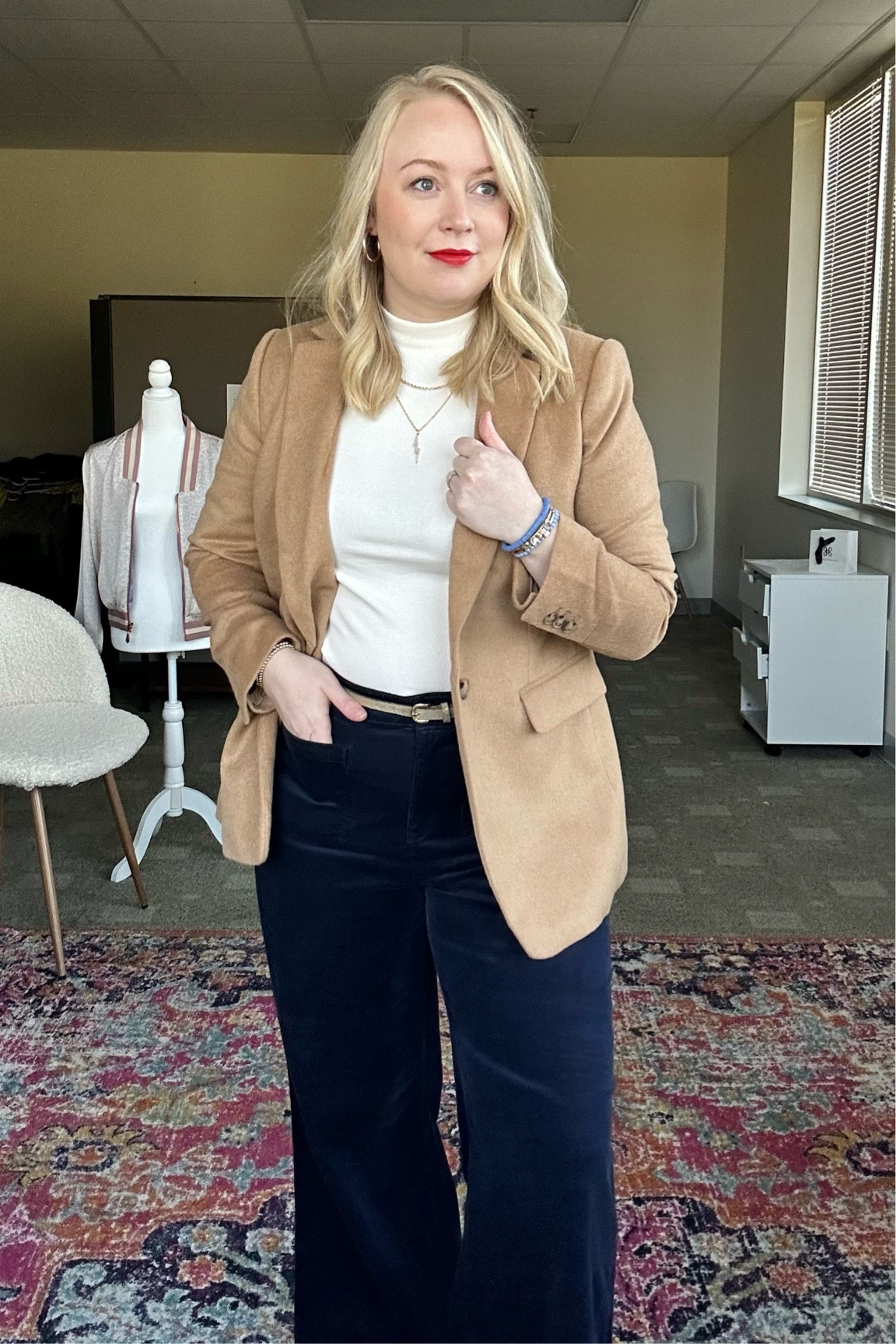 Blazer 10P
Mock Neck M 
Pants 10R
#hocspring 