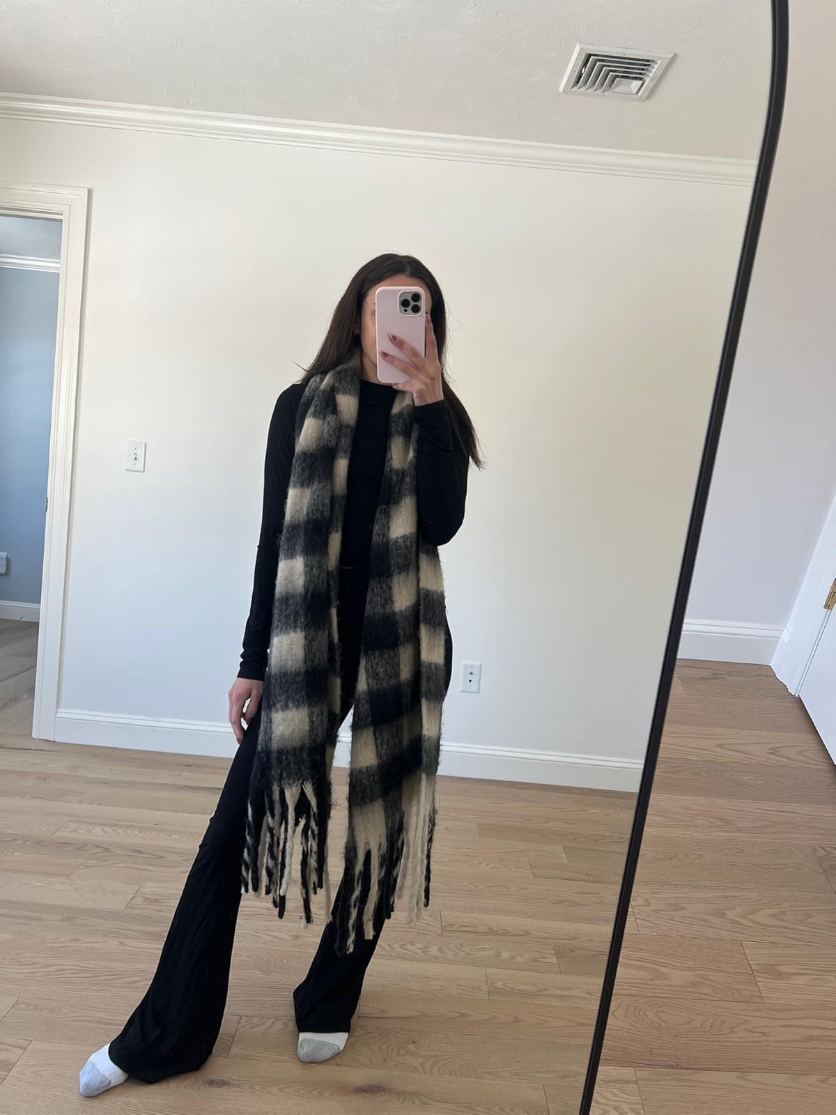 Comfy casual outfit- wearing S in this set🖤love this cozy scarf!
 

 #LTKPetite