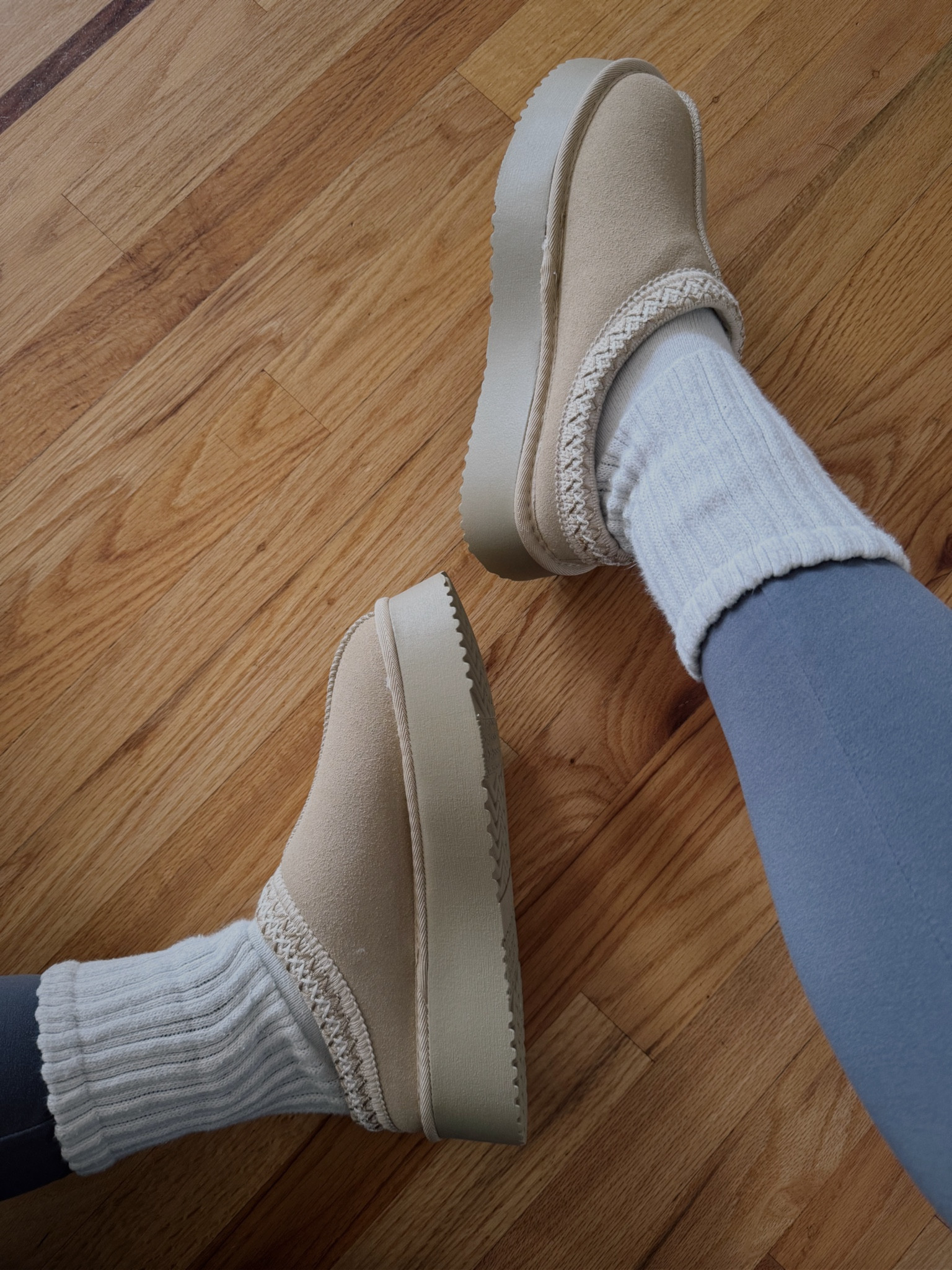 Ugg dupe

#LTKtravel #LTKstyletip #LTKfindsunder100